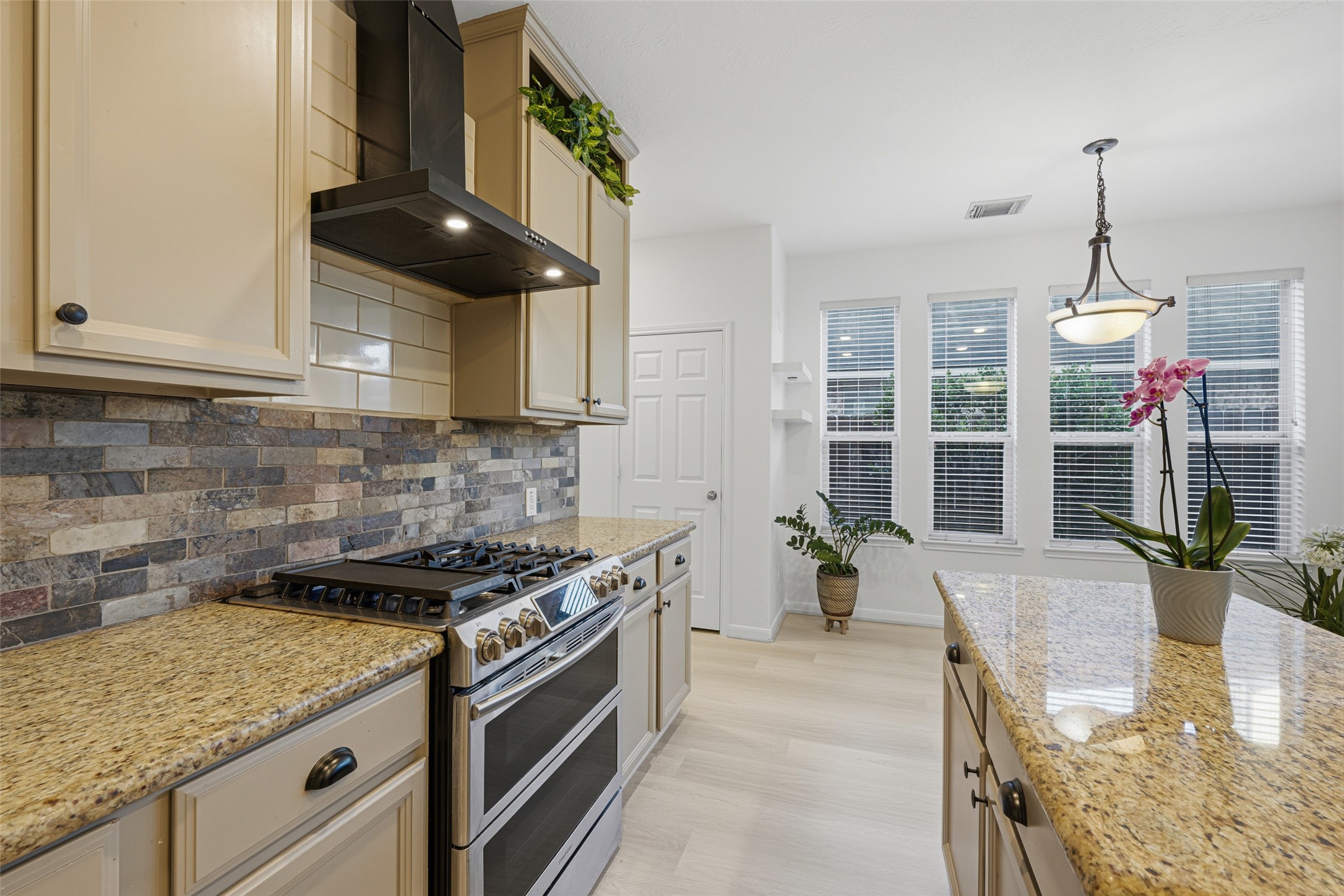 10434 Antelope Alley Property Photo 13