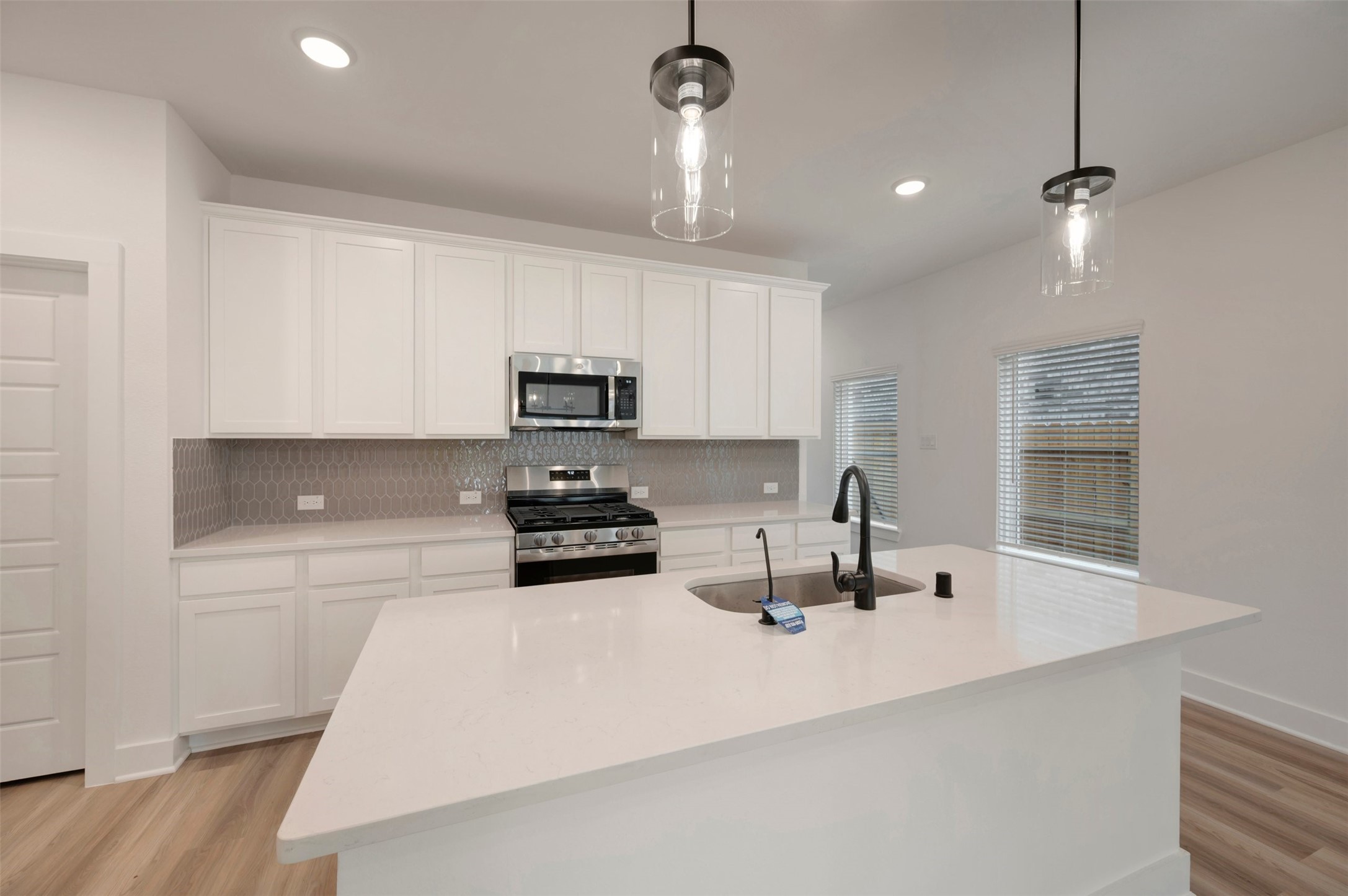 8238 Blue Shell Lane Property Photo 18