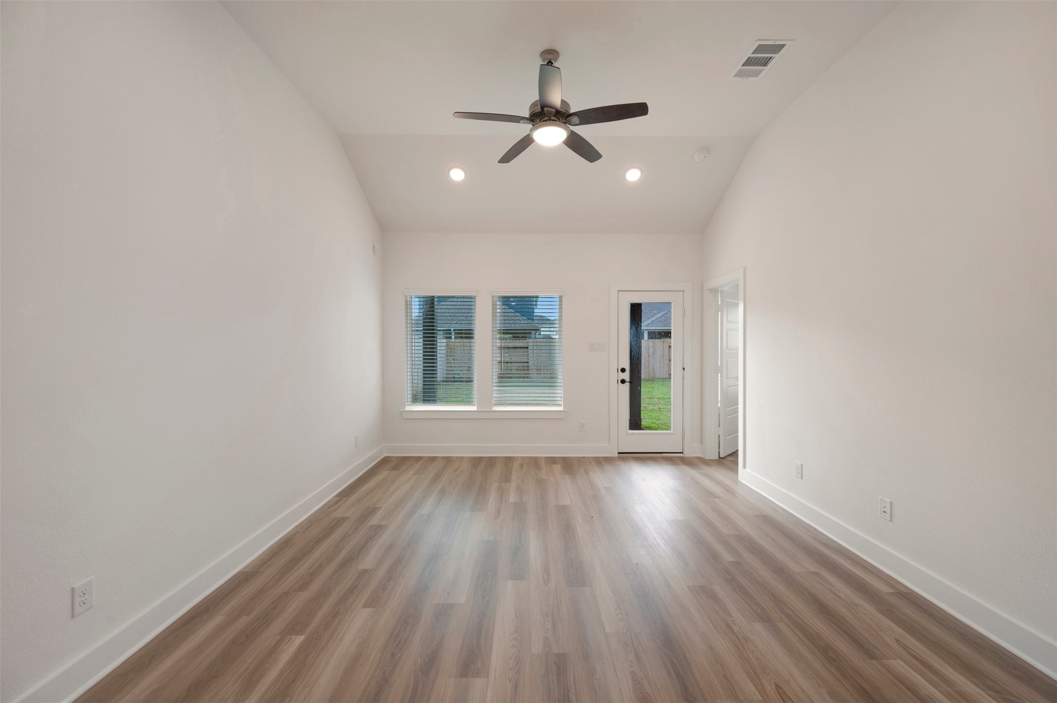 8238 Blue Shell Lane Property Photo 22