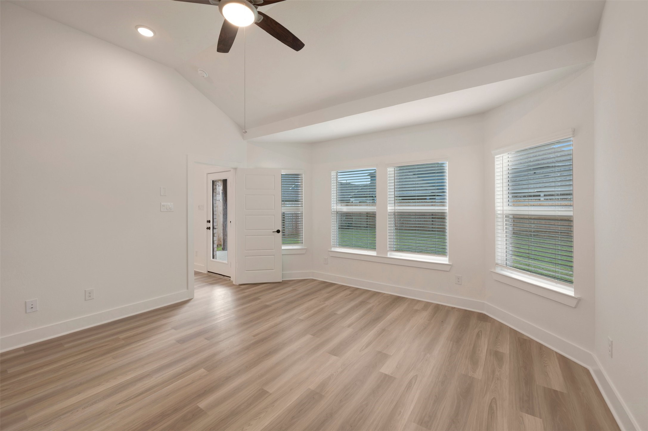 8238 Blue Shell Lane Property Photo 27