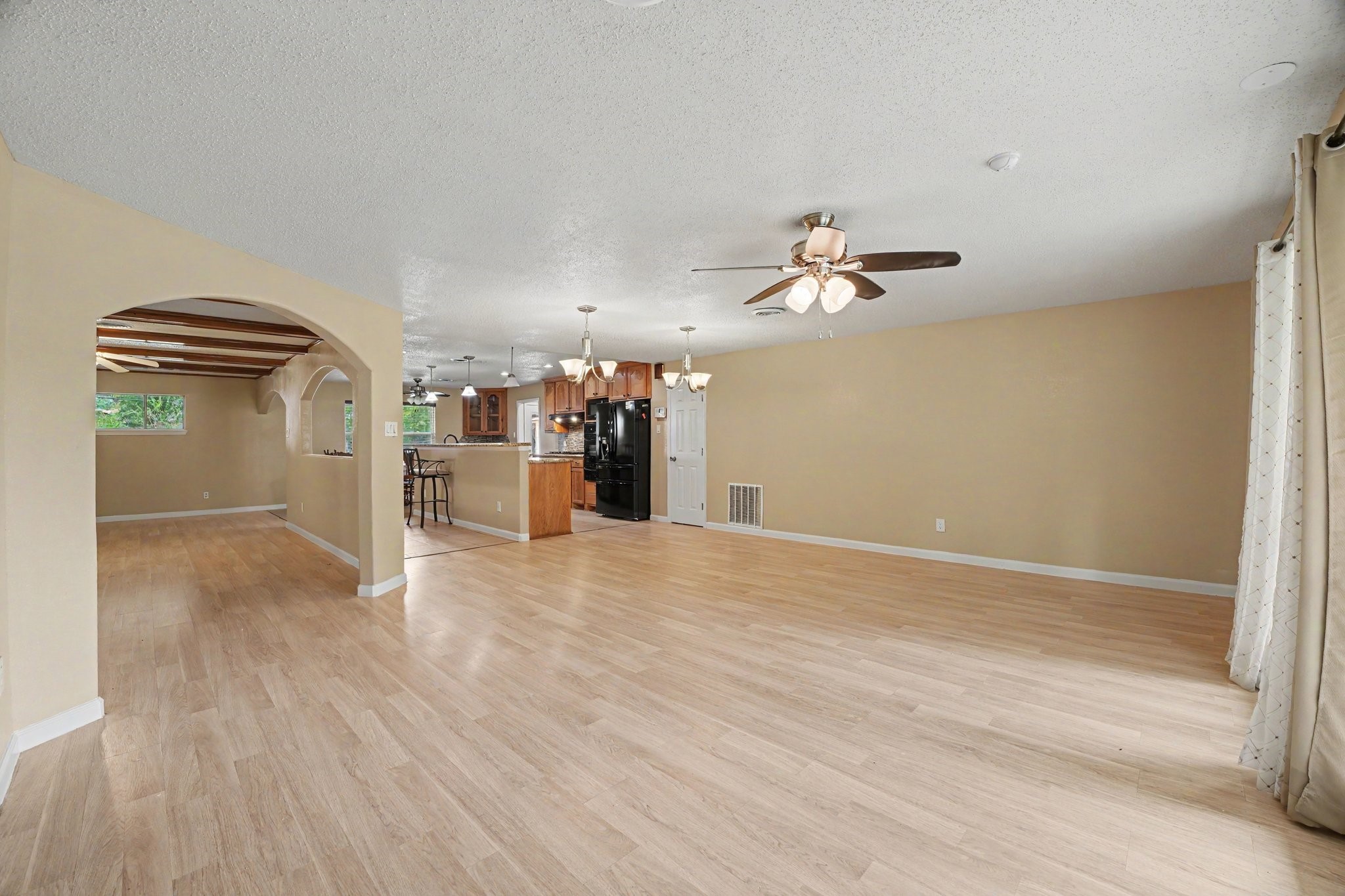 1710 Oaks Drive Property Photo 8