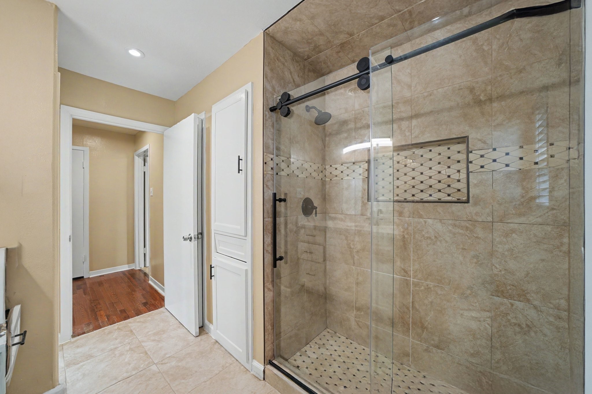 1710 Oaks Drive Property Photo 17