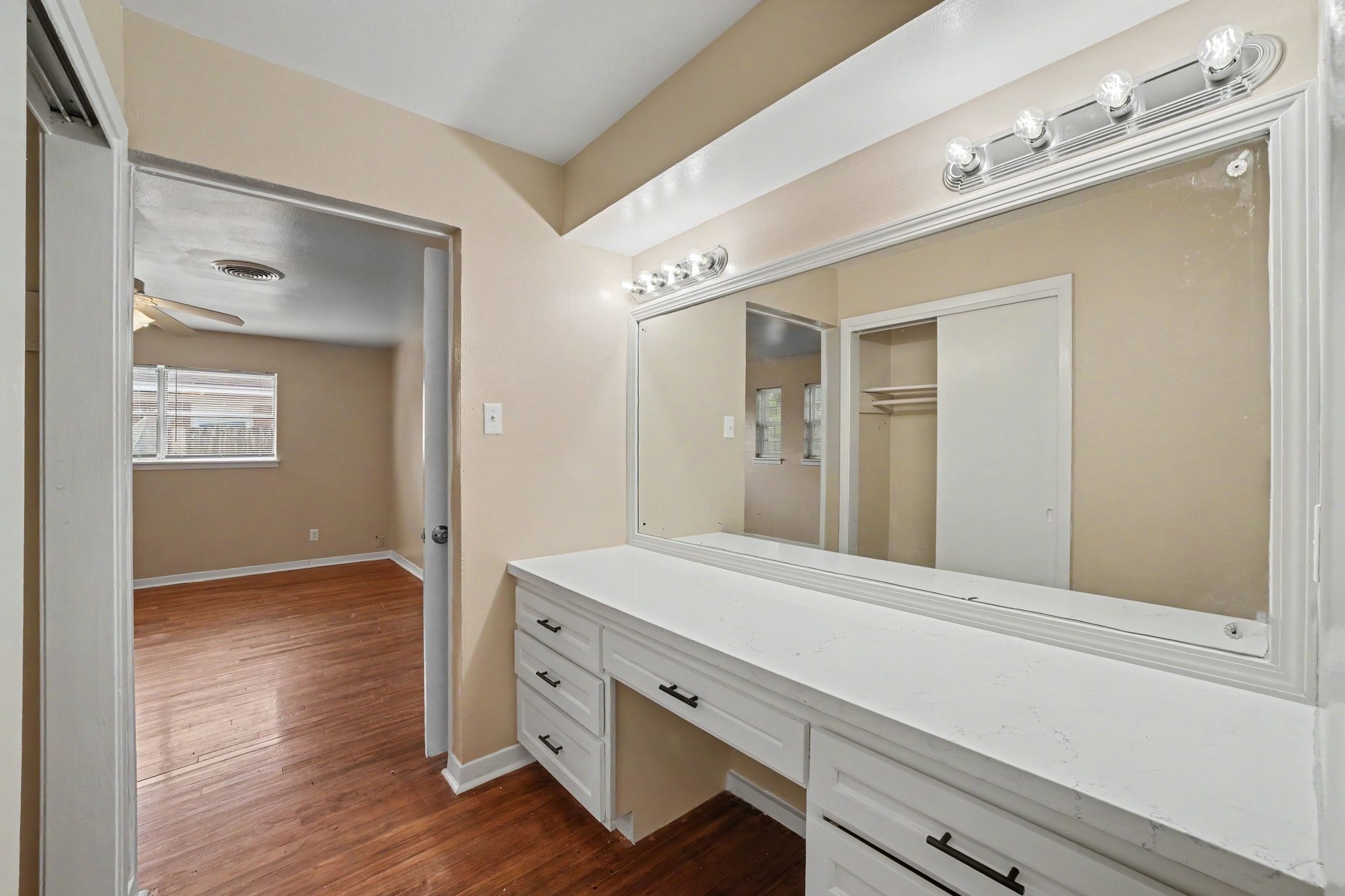 1710 Oaks Drive Property Photo 18