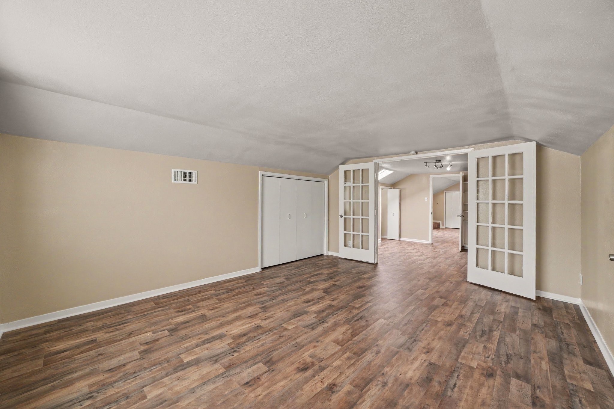 1710 Oaks Drive Property Photo 36