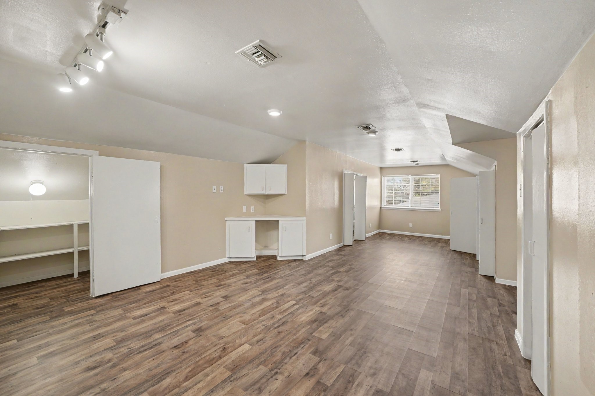 1710 Oaks Drive Property Photo 39