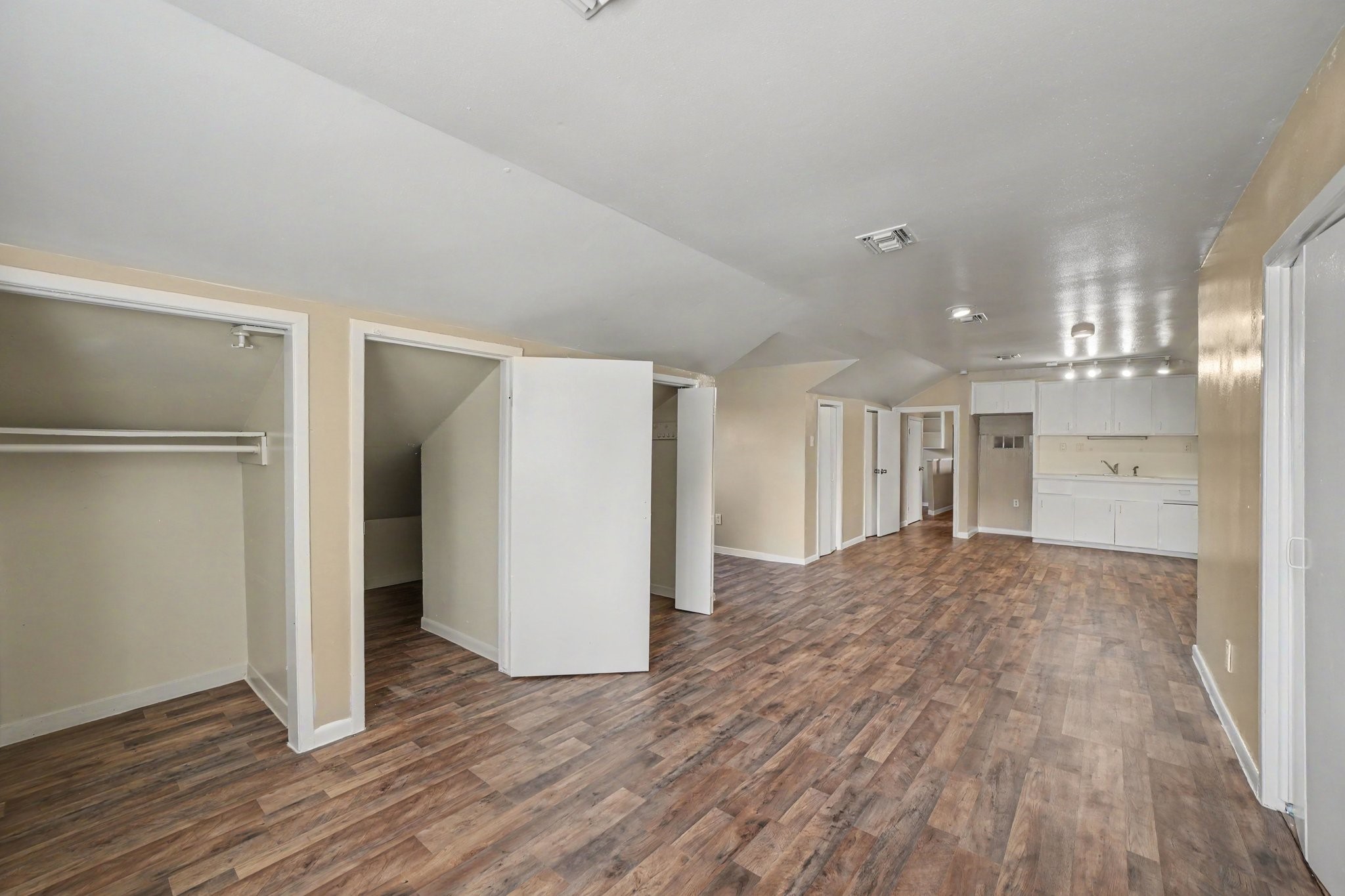 1710 Oaks Drive Property Photo 40