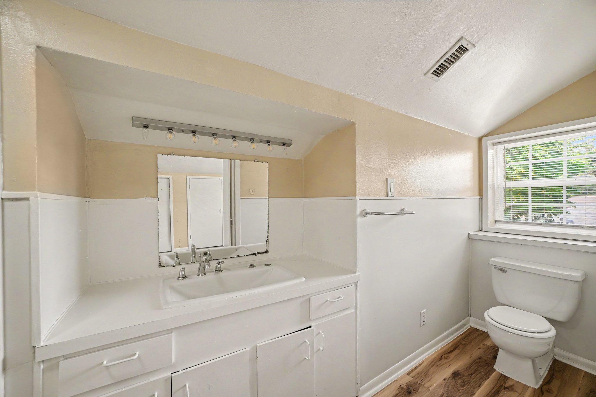 1710 Oaks Drive Property Photo 42