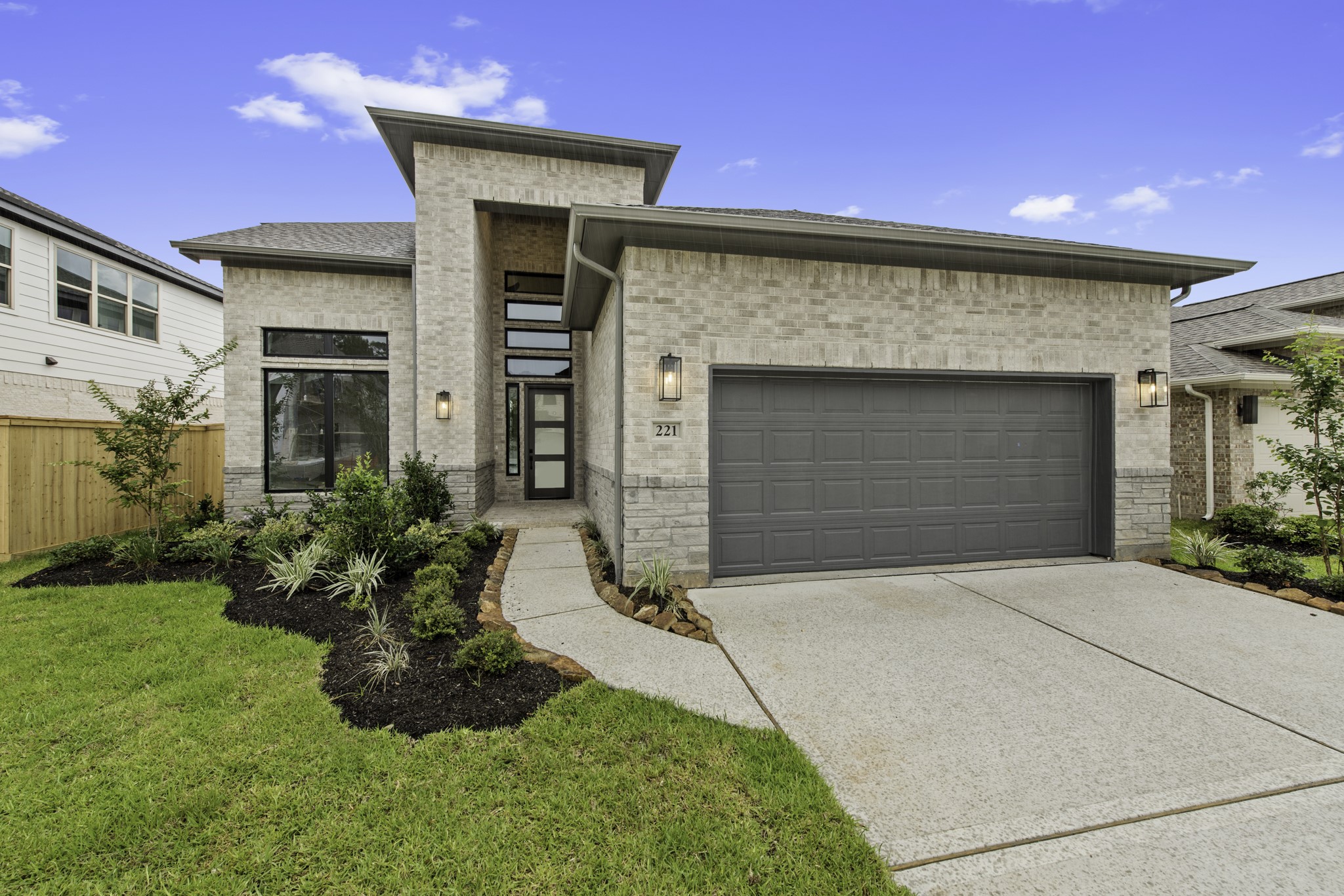221 Silver Sage Court Property Photo 1