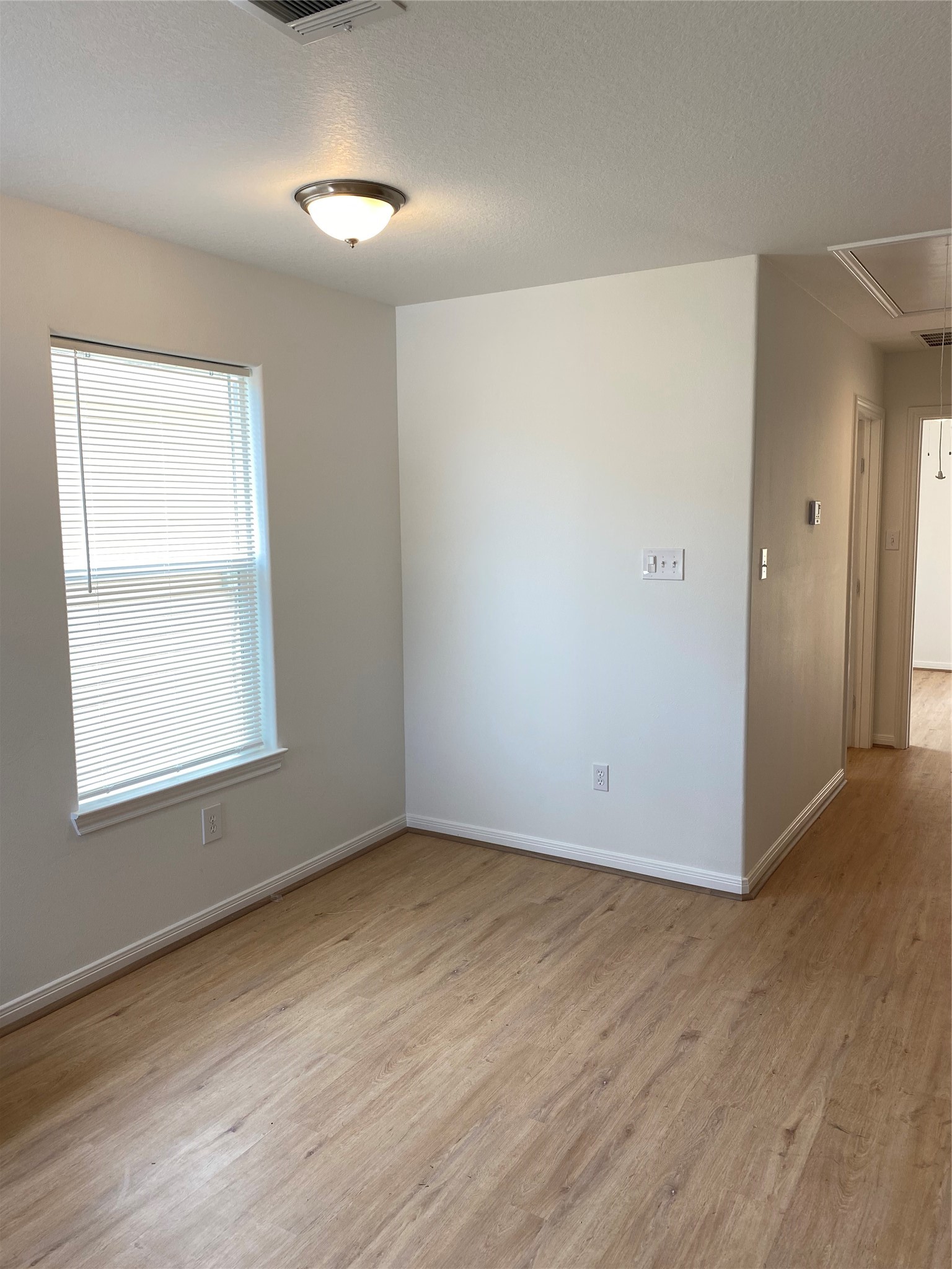 3722 Putnam Drive A Property Photo 7