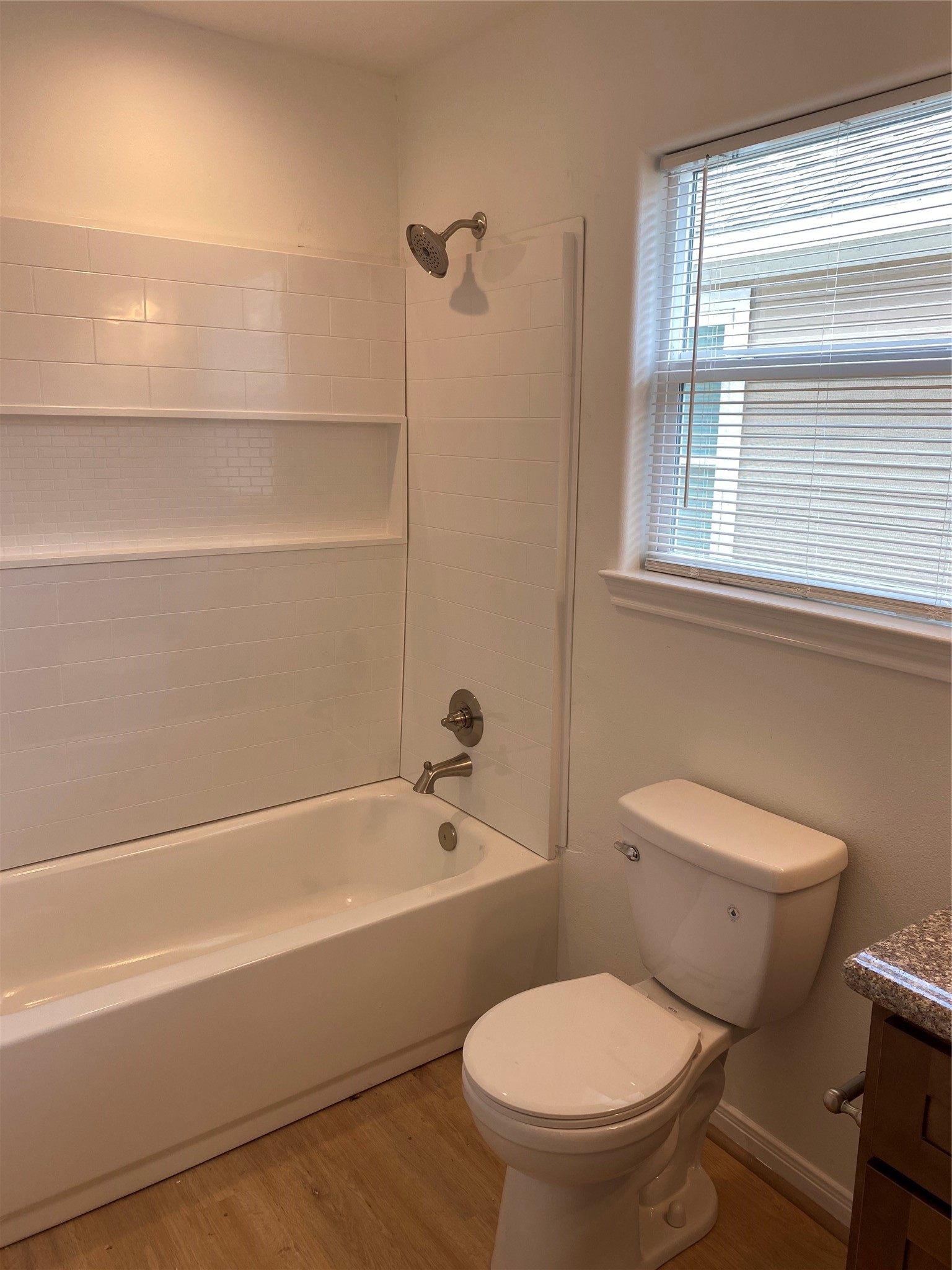 3722 Putnam Drive A Property Photo 11