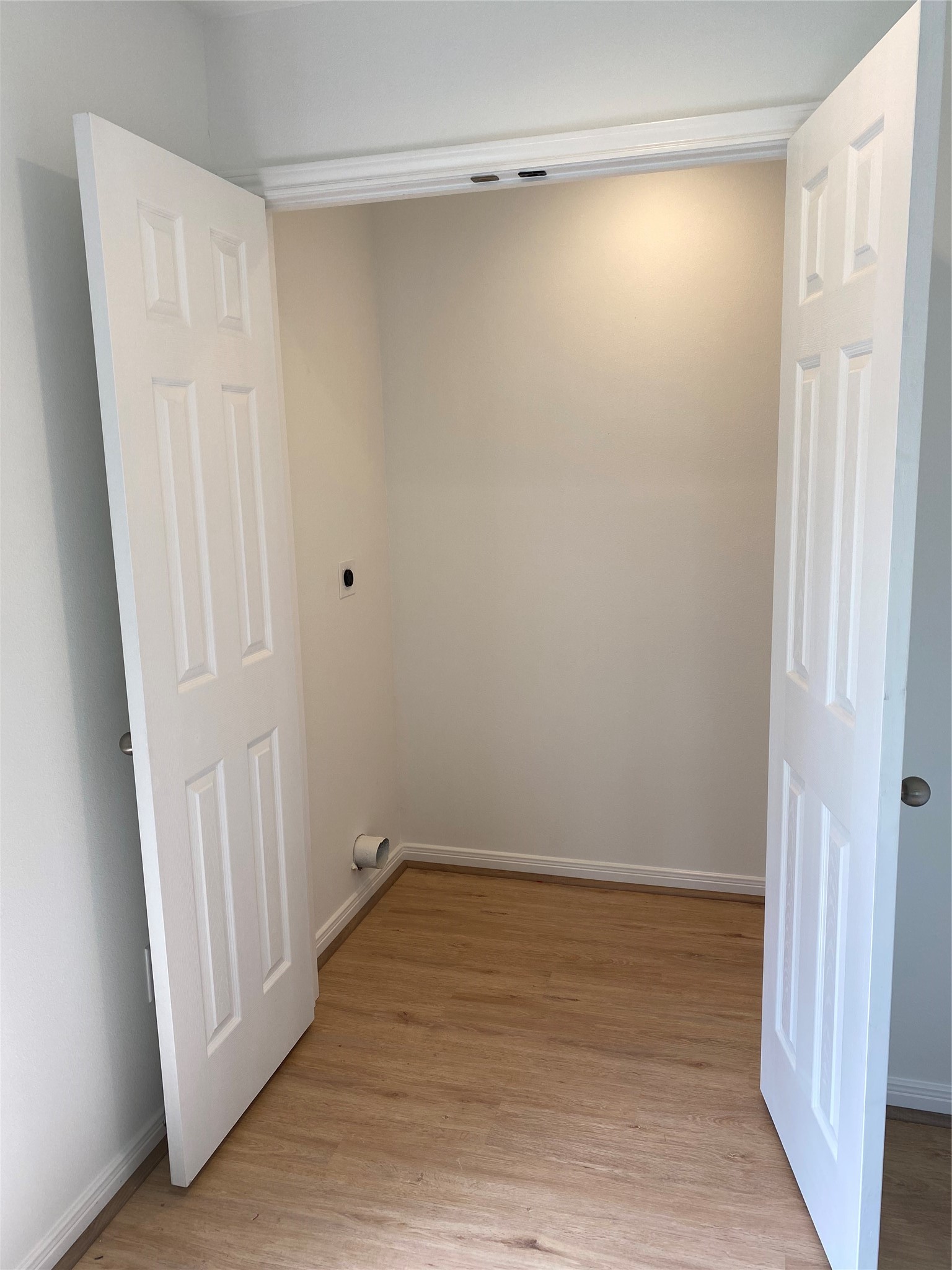 3722 Putnam Drive A Property Photo 17