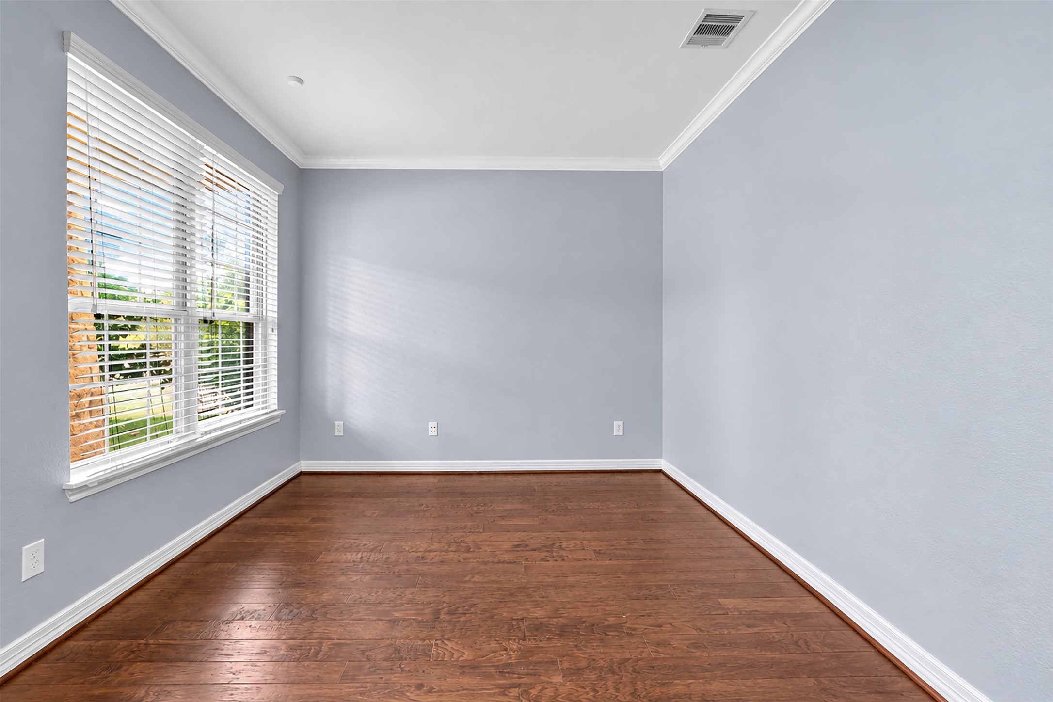 7 Ember Branch Drive Property Photo 3