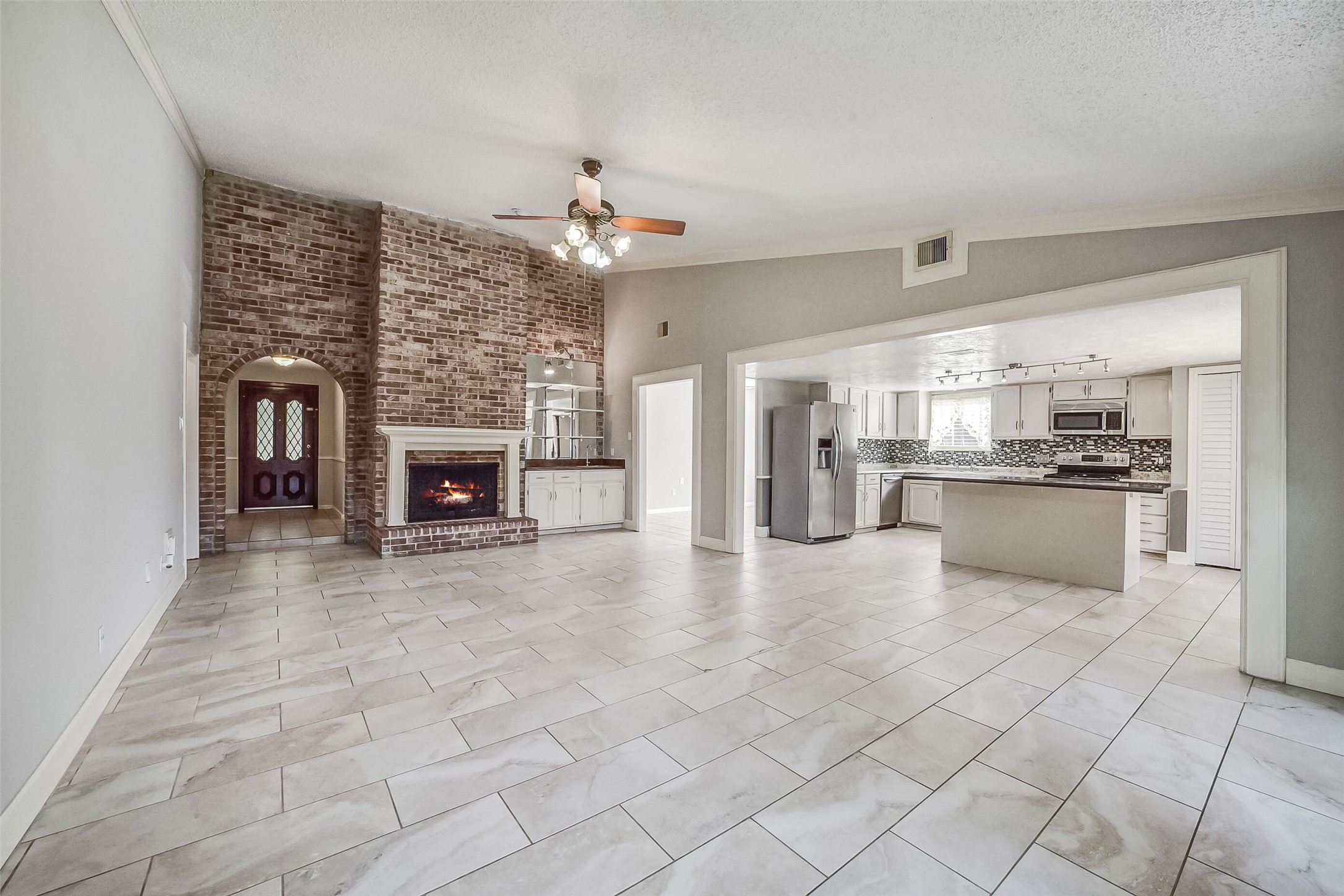15122 Cedar Ridge Drive Property Photo 7