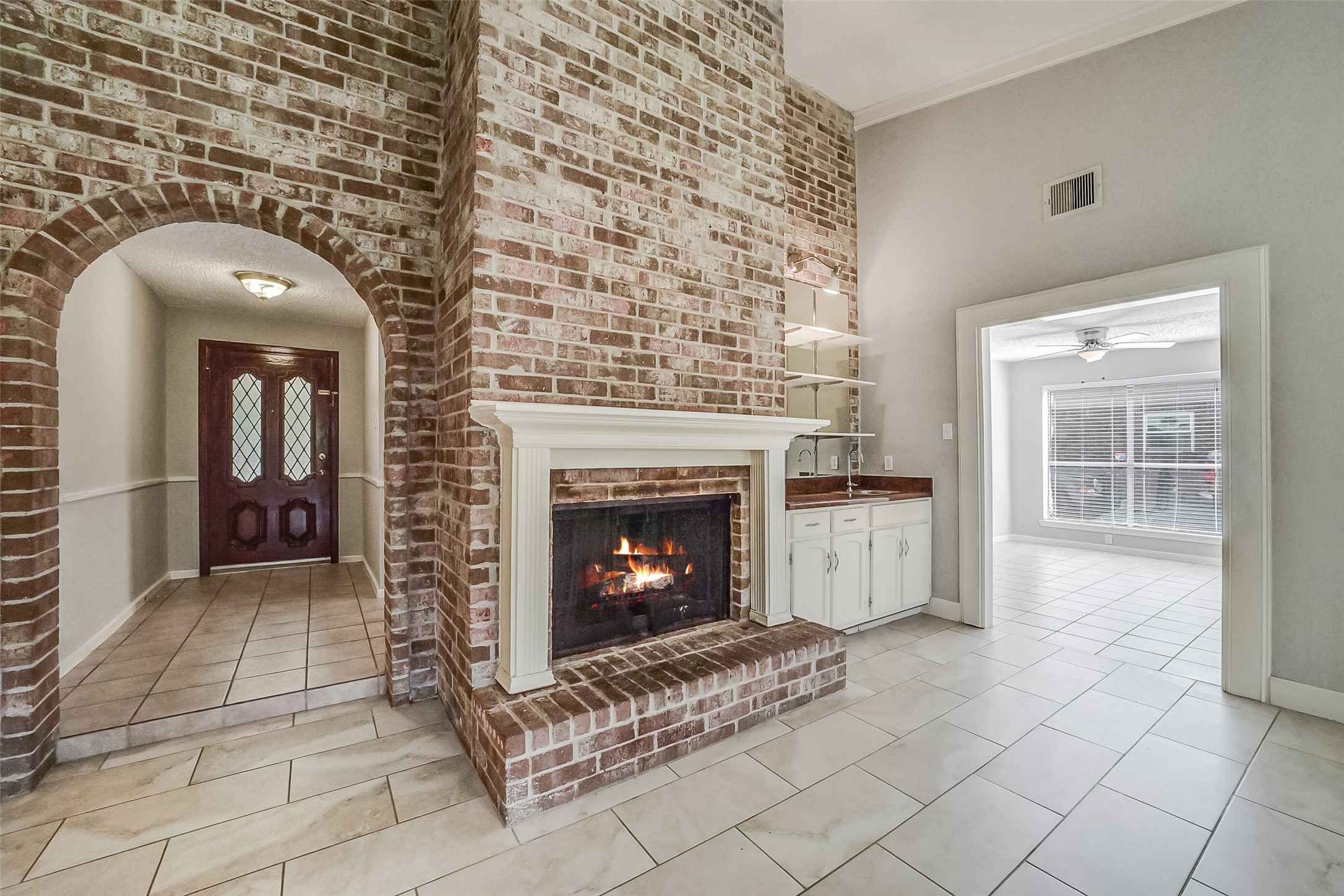 15122 Cedar Ridge Drive Property Photo 9