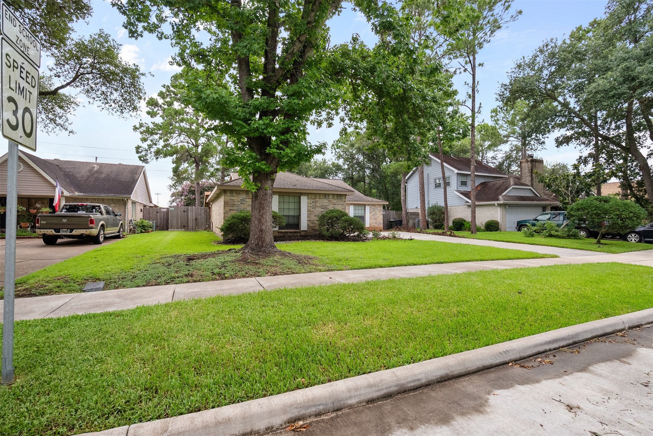 611 Muirwood Lane Property Photo 4