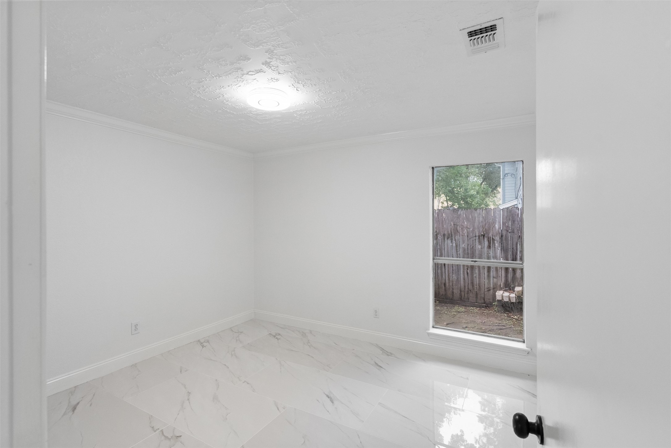 611 Muirwood Lane Property Photo 9