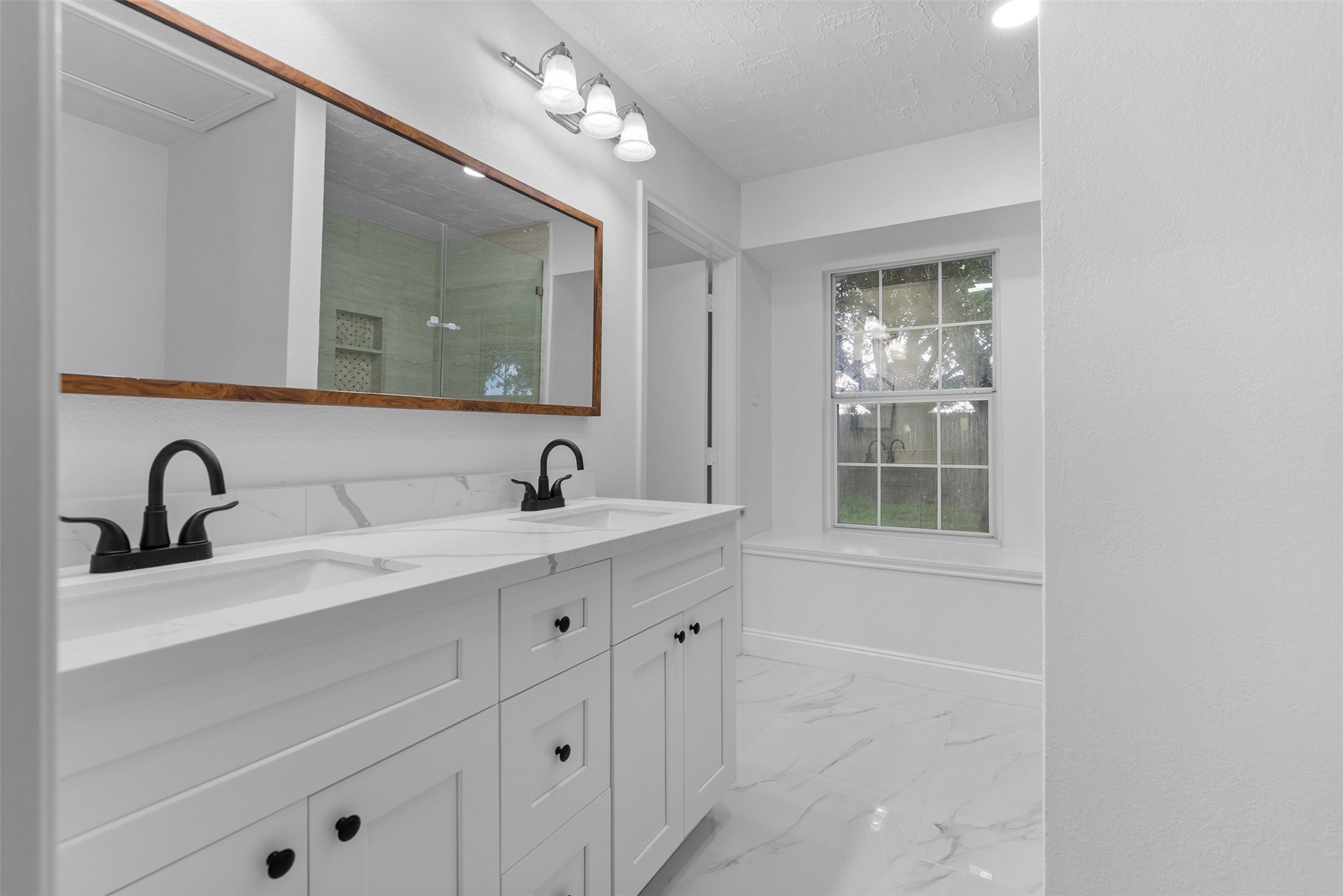 611 Muirwood Lane Property Photo 16