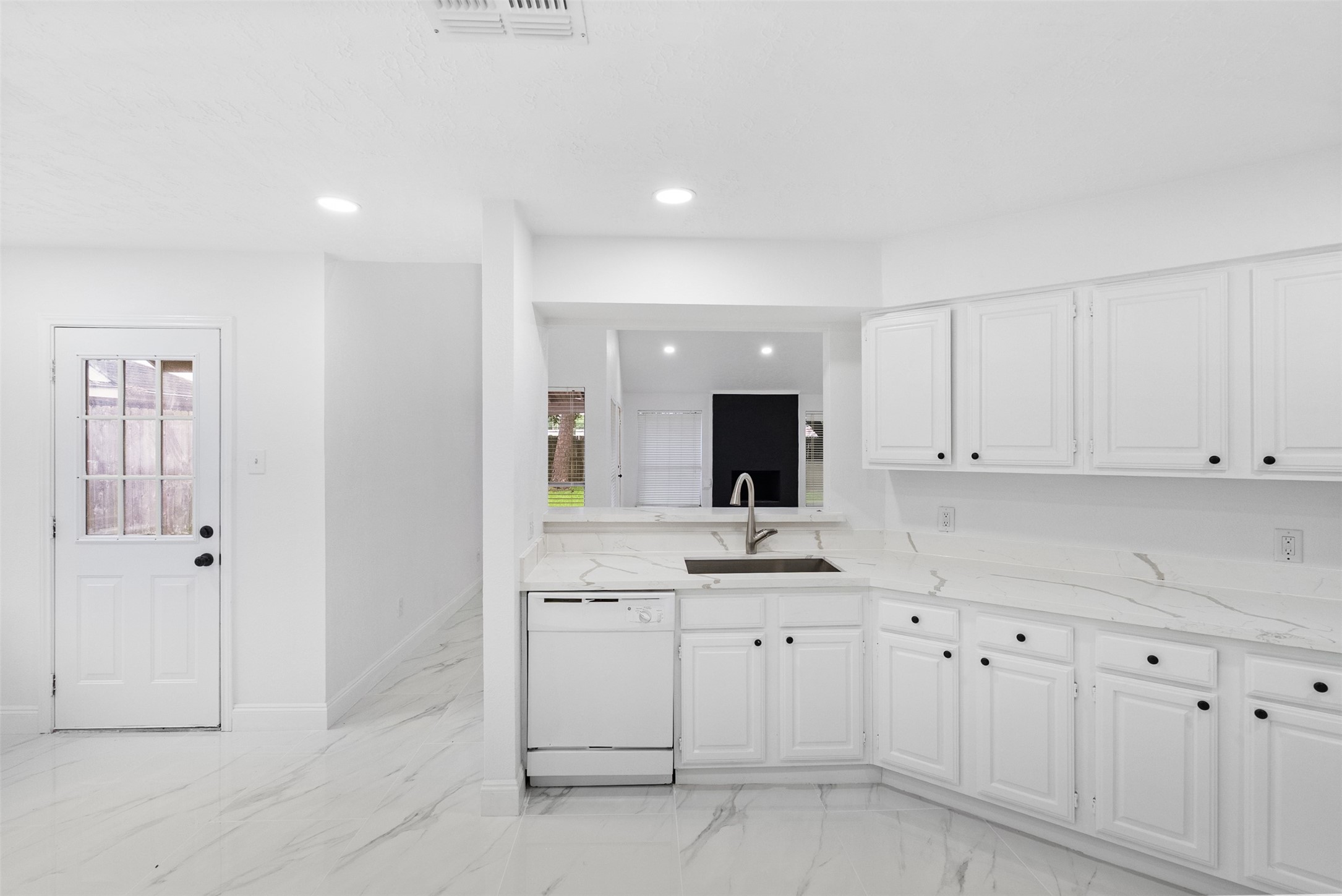 611 Muirwood Lane Property Photo 24