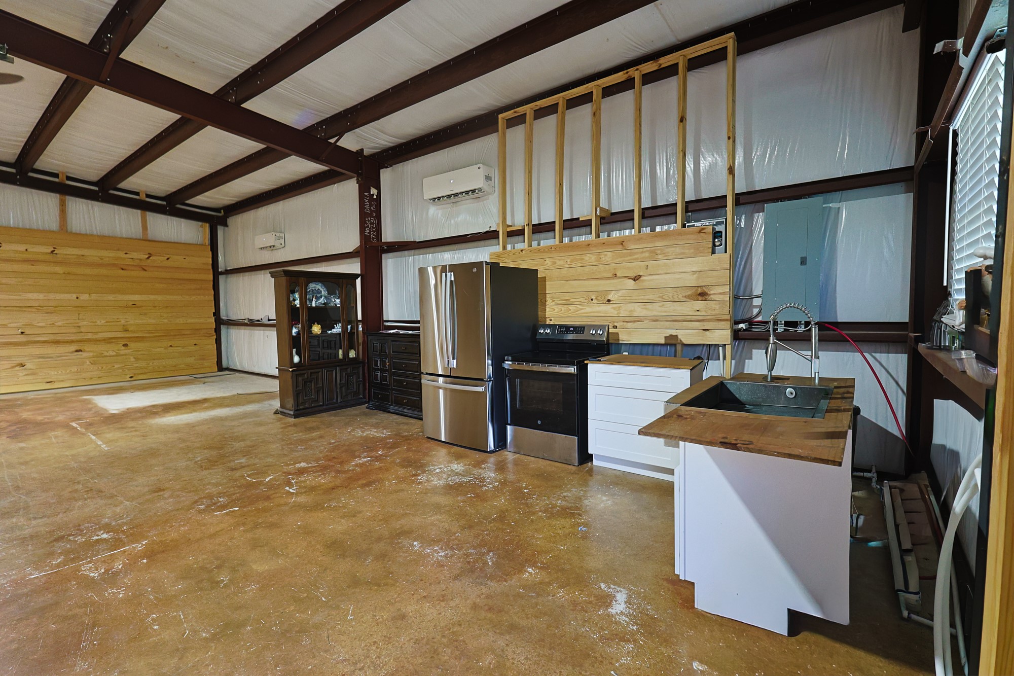 1543 Fm 446 Property Photo 4