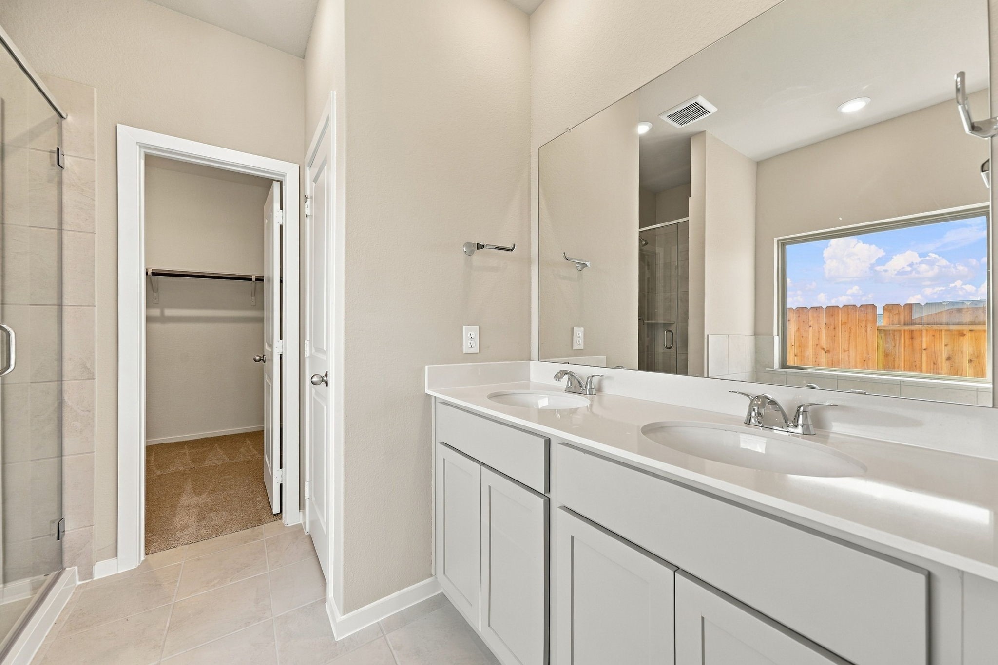 1911 Starlight Street Property Photo 17