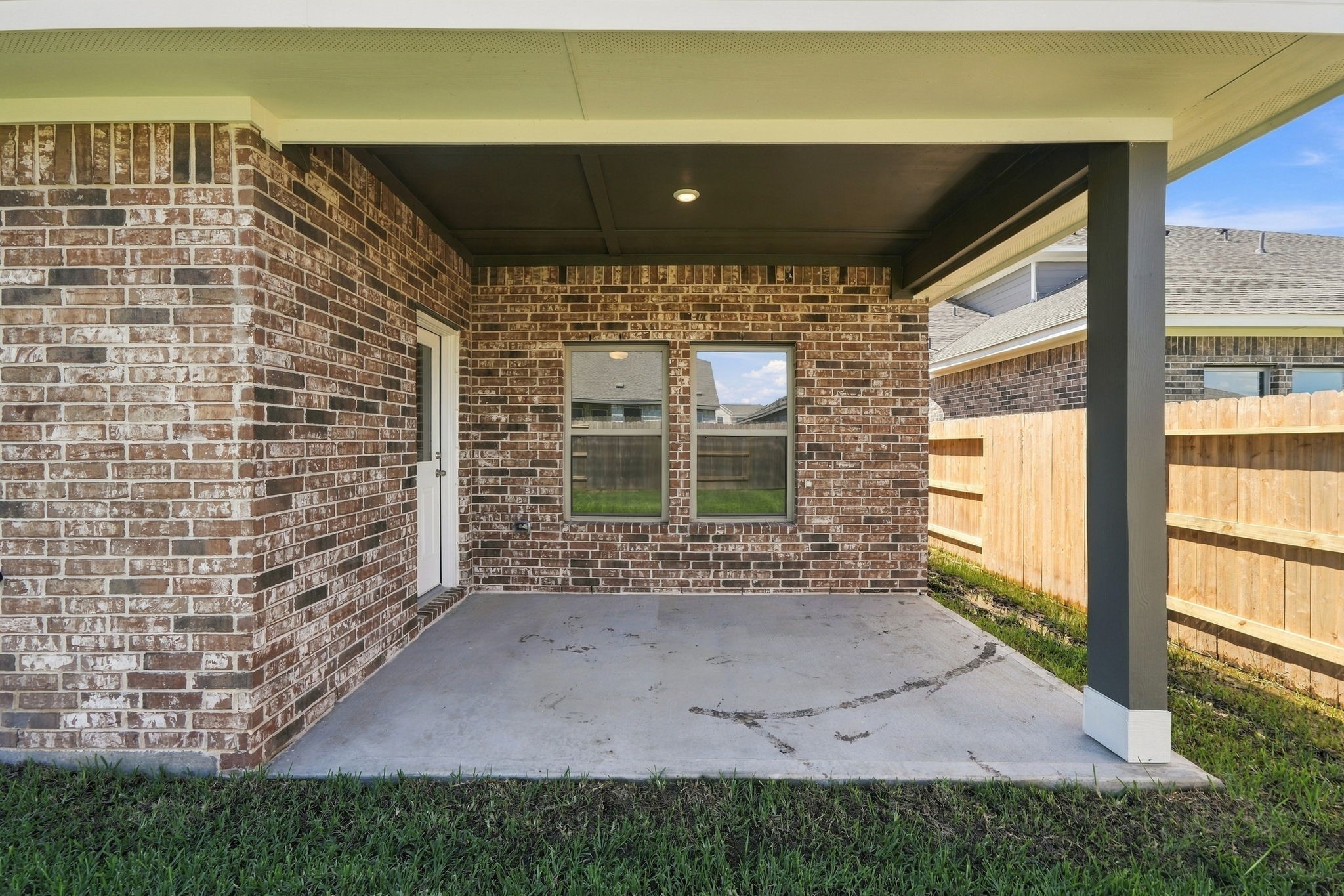 1911 Starlight Street Property Photo 24