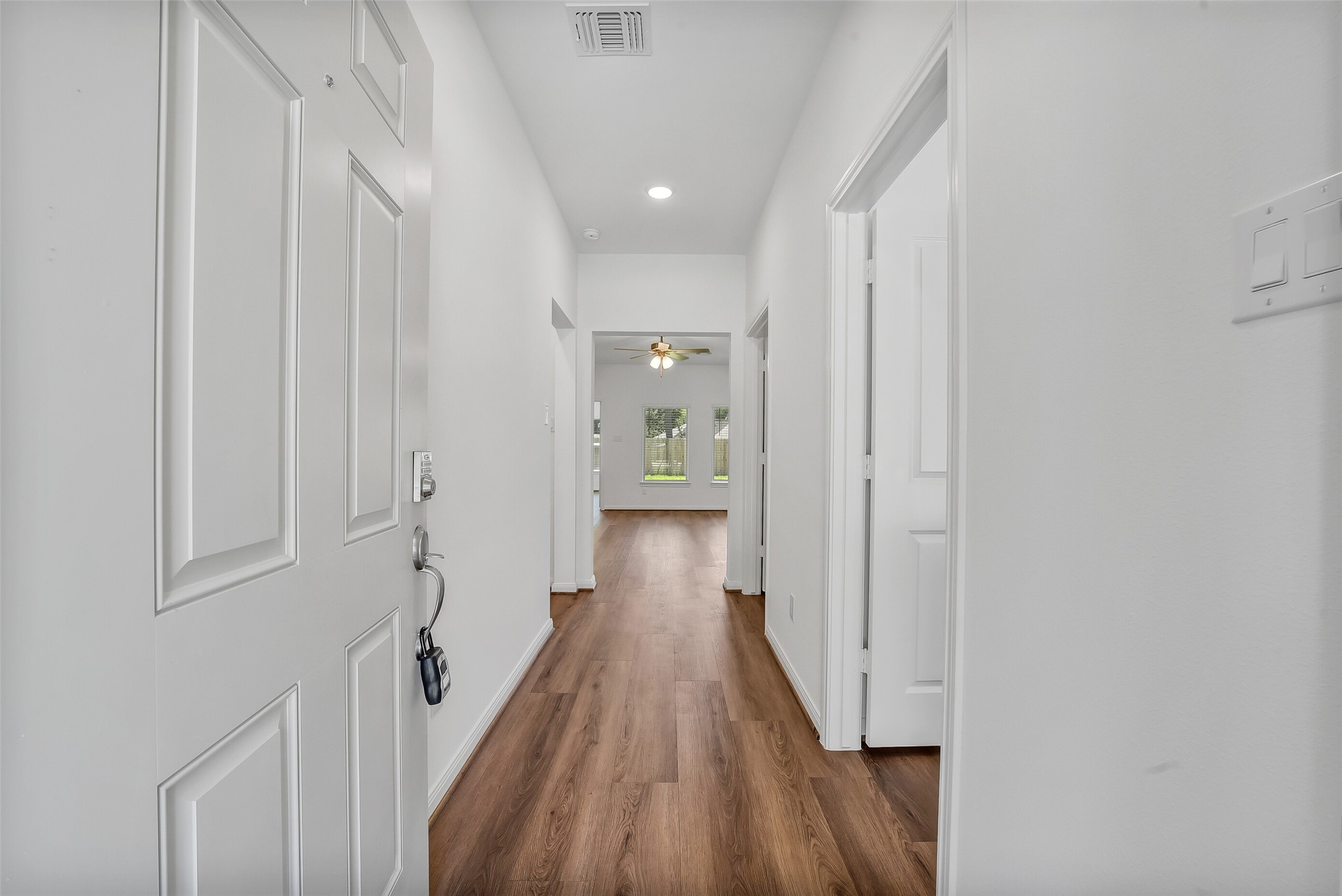 13614 Pine Drive Property Photo 2