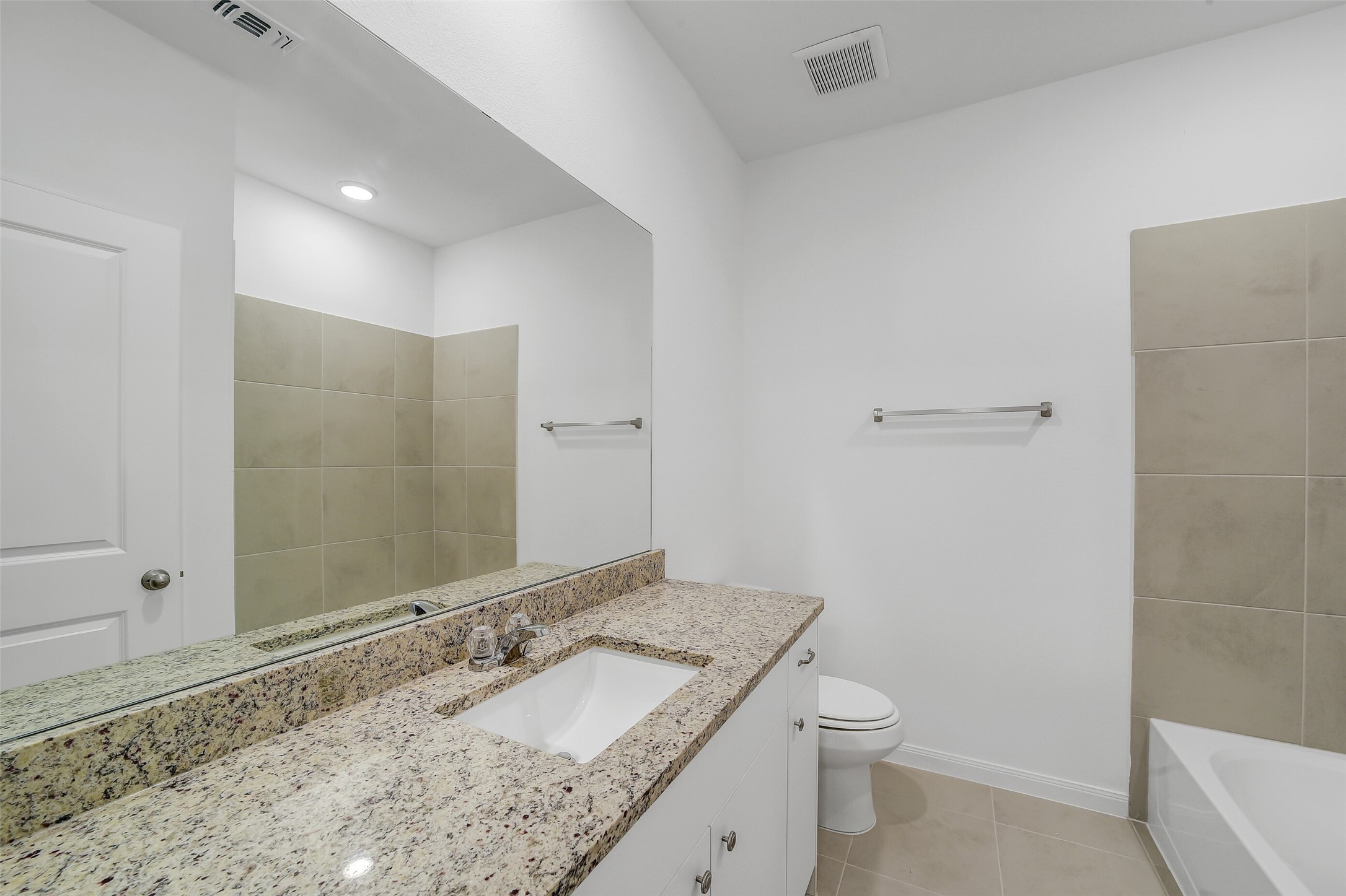 13614 Pine Drive Property Photo 18