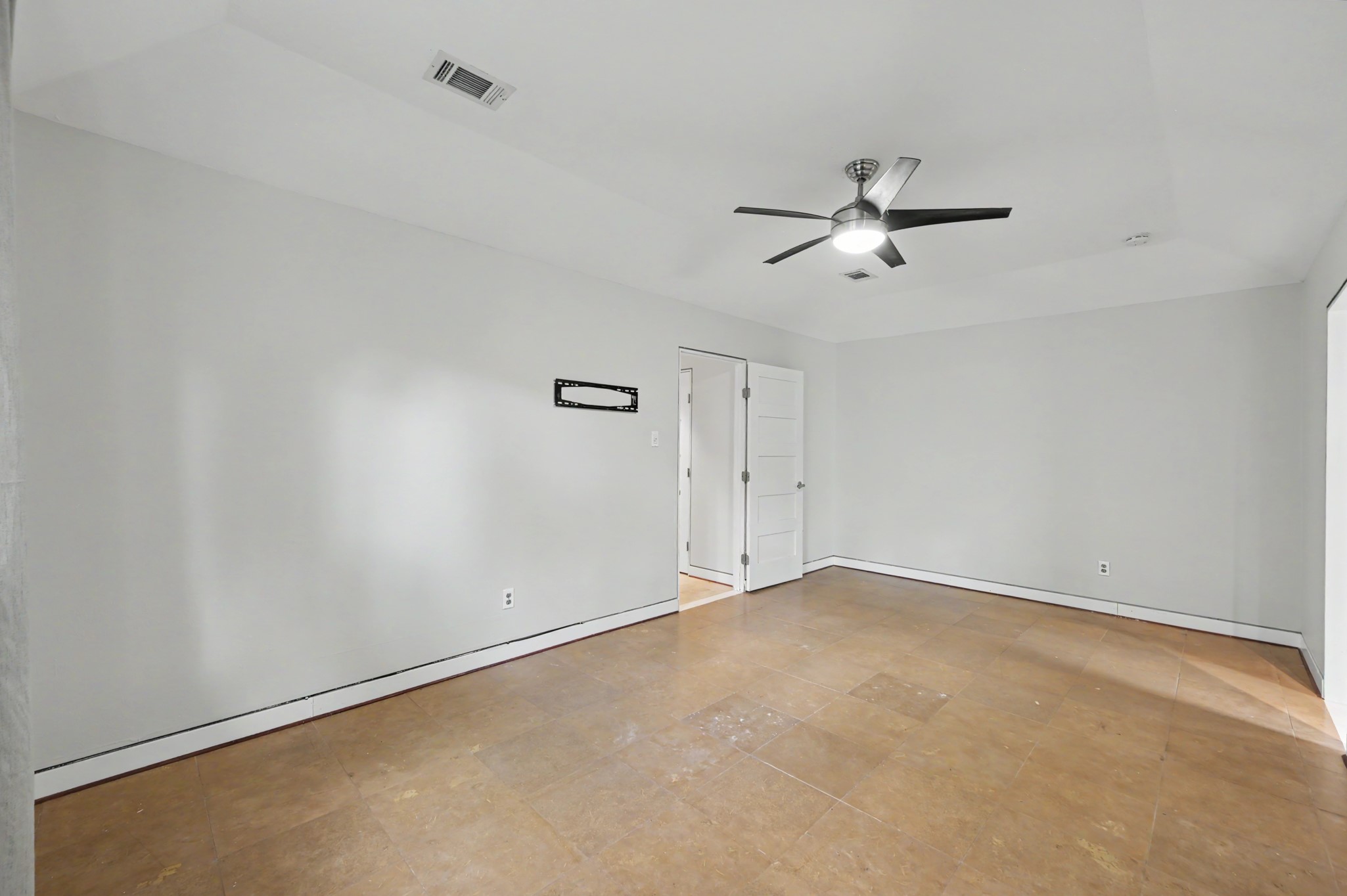 16106 Crawford Street Property Photo 21