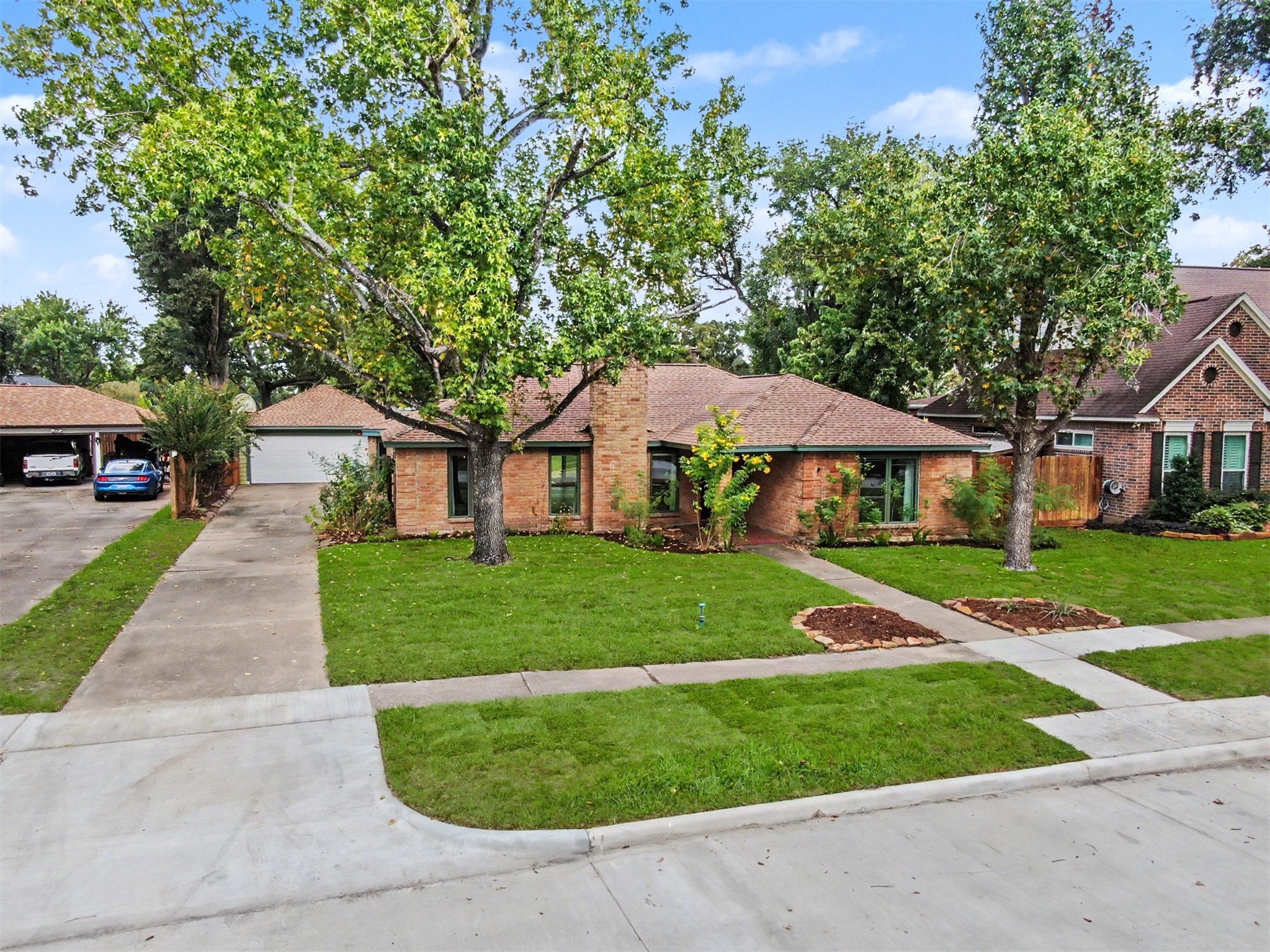 16106 Crawford Street Property Photo 39