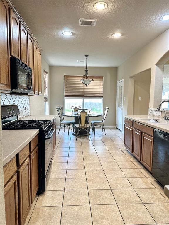 3723 Tumbling Falls Drive Property Photo 10