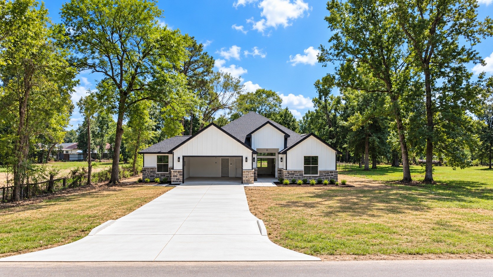 16750 Oak Knoll Dr