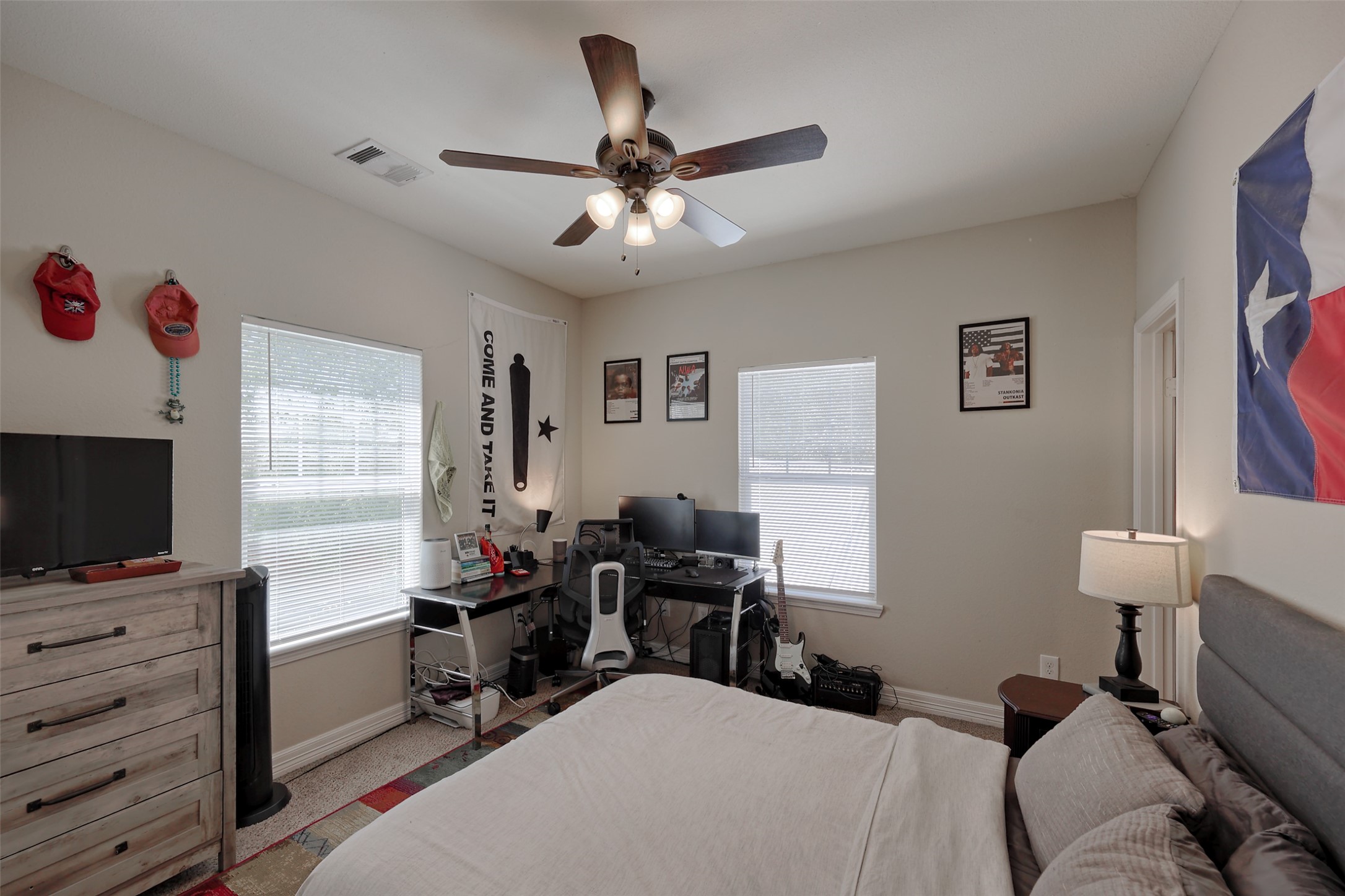 1122 Detroit Street Property Photo 33