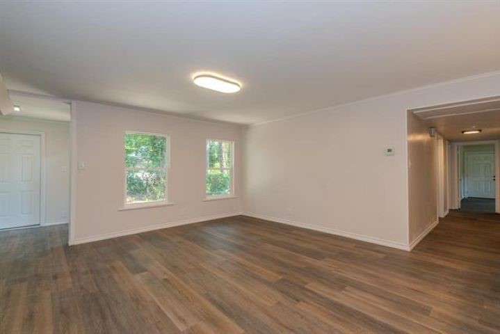 3825 Buckingham Row Property Photo 5