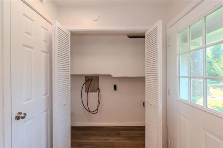 3825 Buckingham Row Property Photo 11