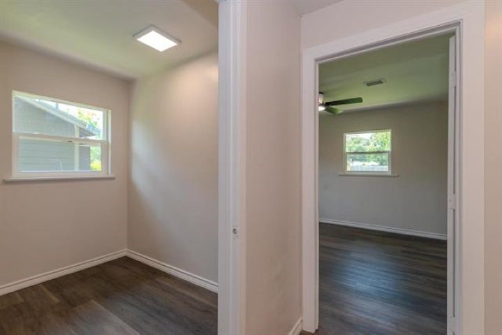 3825 Buckingham Row Property Photo 14