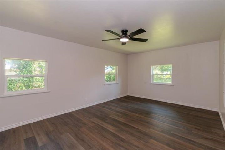 3825 Buckingham Row Property Photo 18