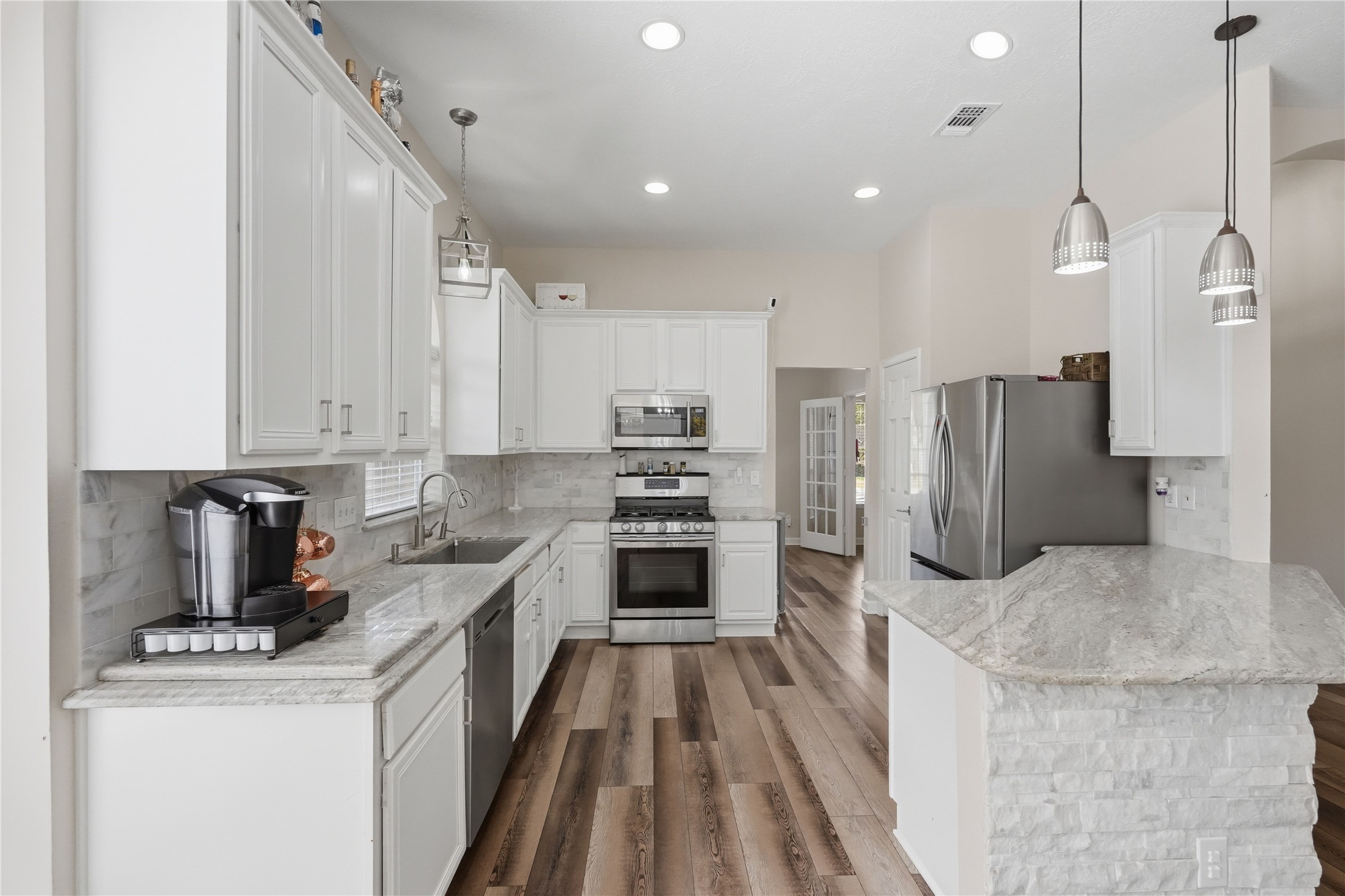 28826 Forest Hill Drive Property Photo 13