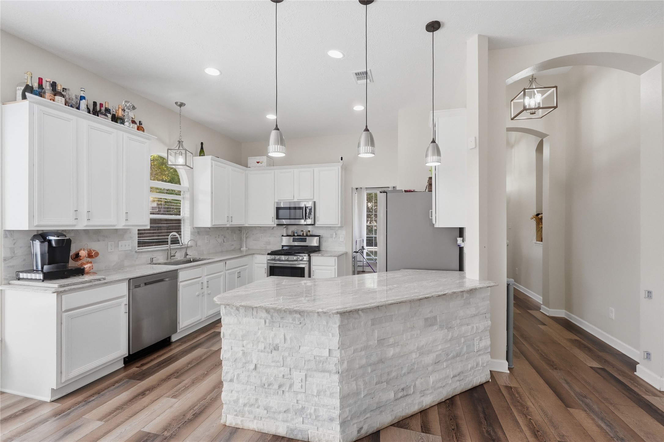 28826 Forest Hill Drive Property Photo 14