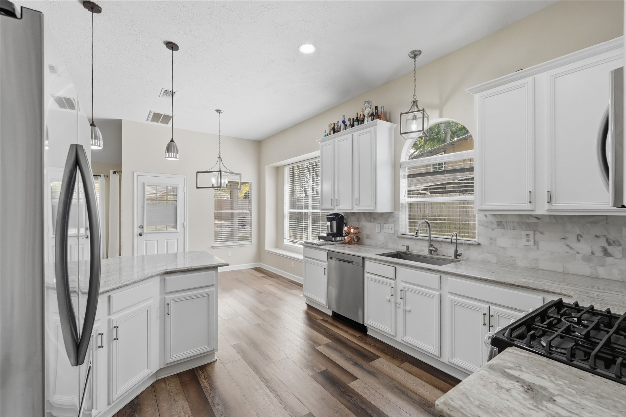 28826 Forest Hill Drive Property Photo 16