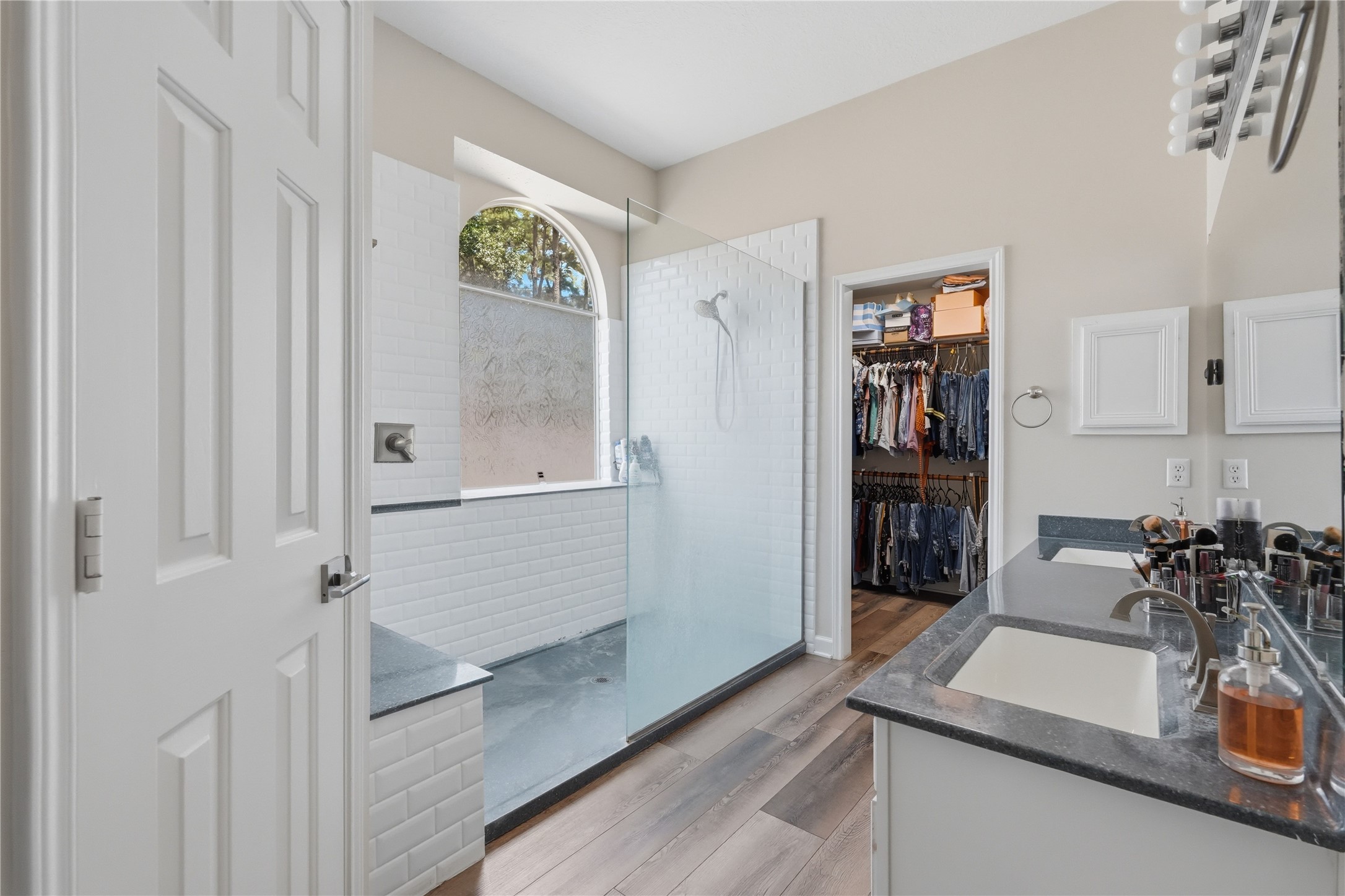 28826 Forest Hill Drive Property Photo 22