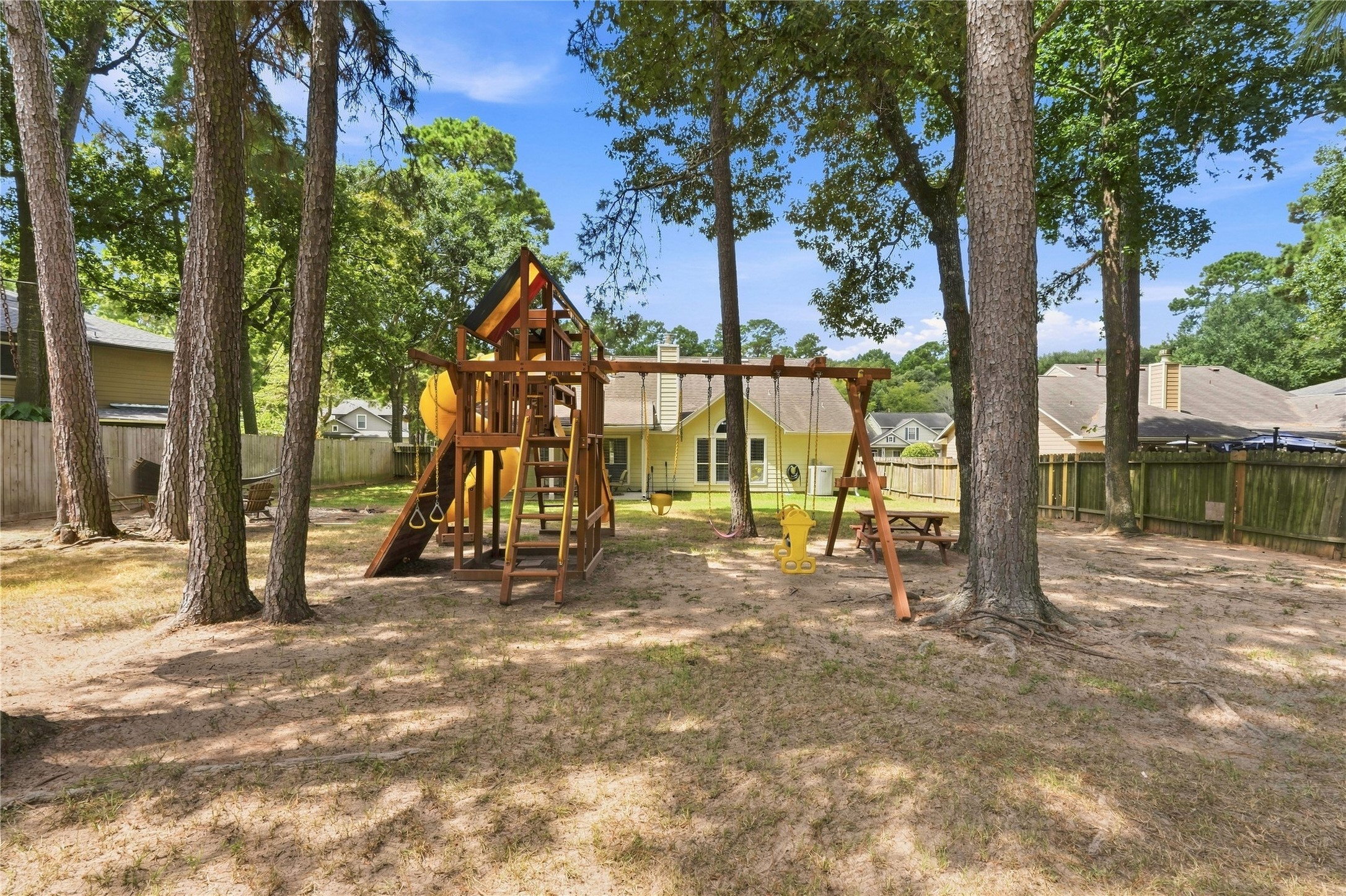 28826 Forest Hill Drive Property Photo 36