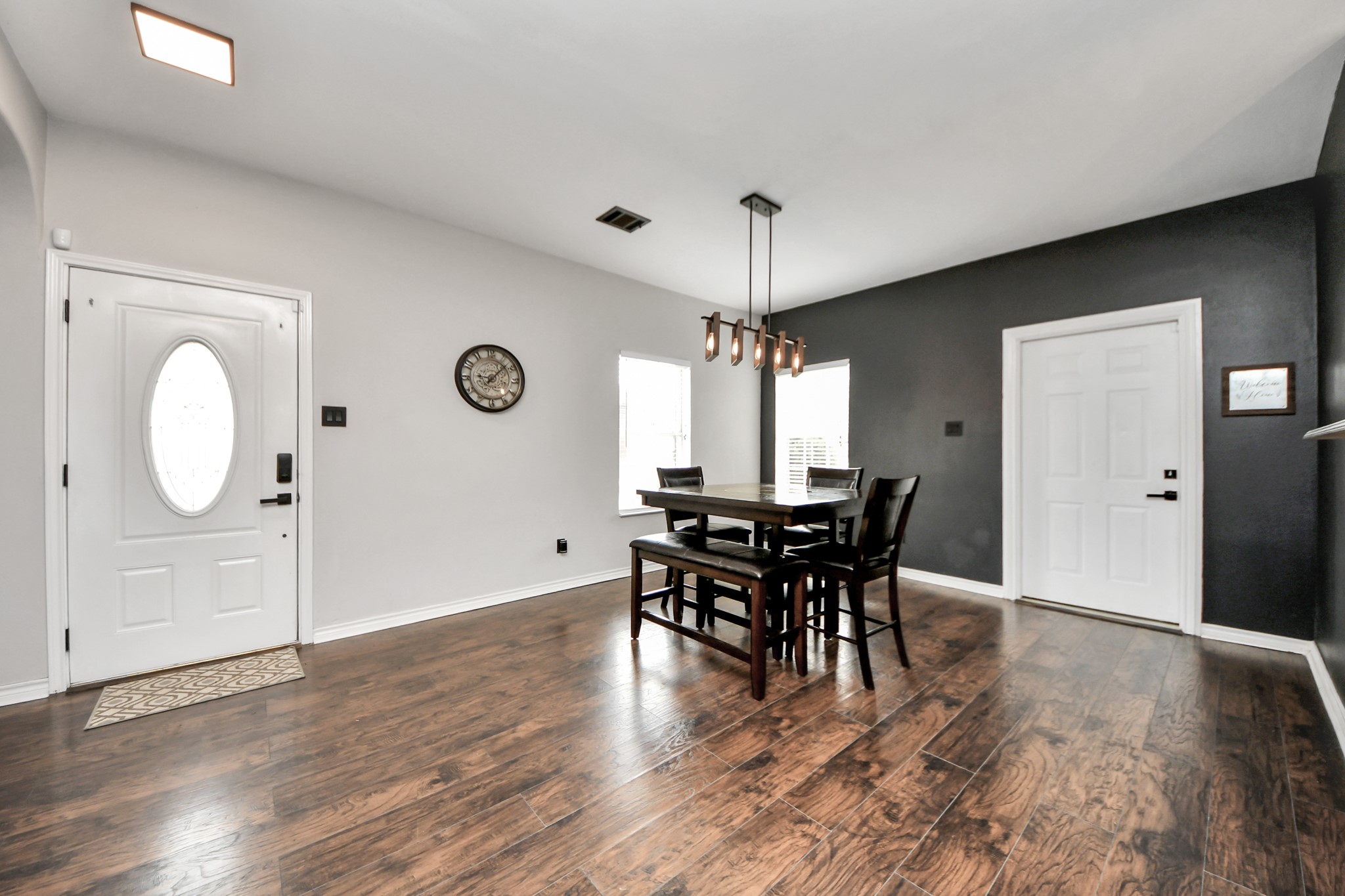 1603 Dove Run Property Photo 5