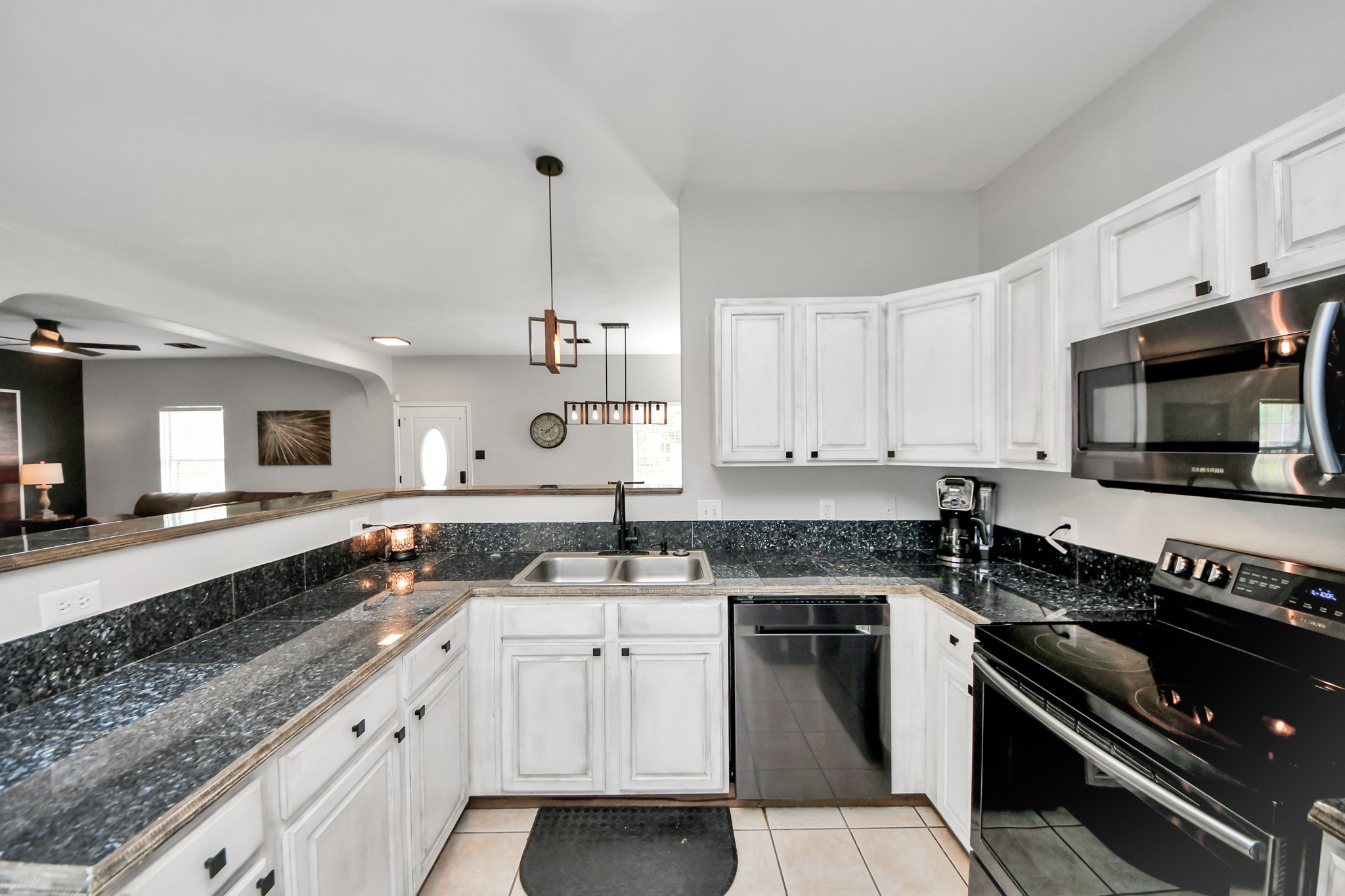 1603 Dove Run Property Photo 9