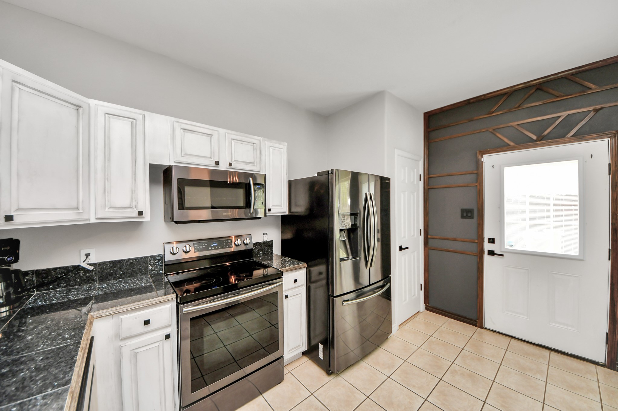 1603 Dove Run Property Photo 10