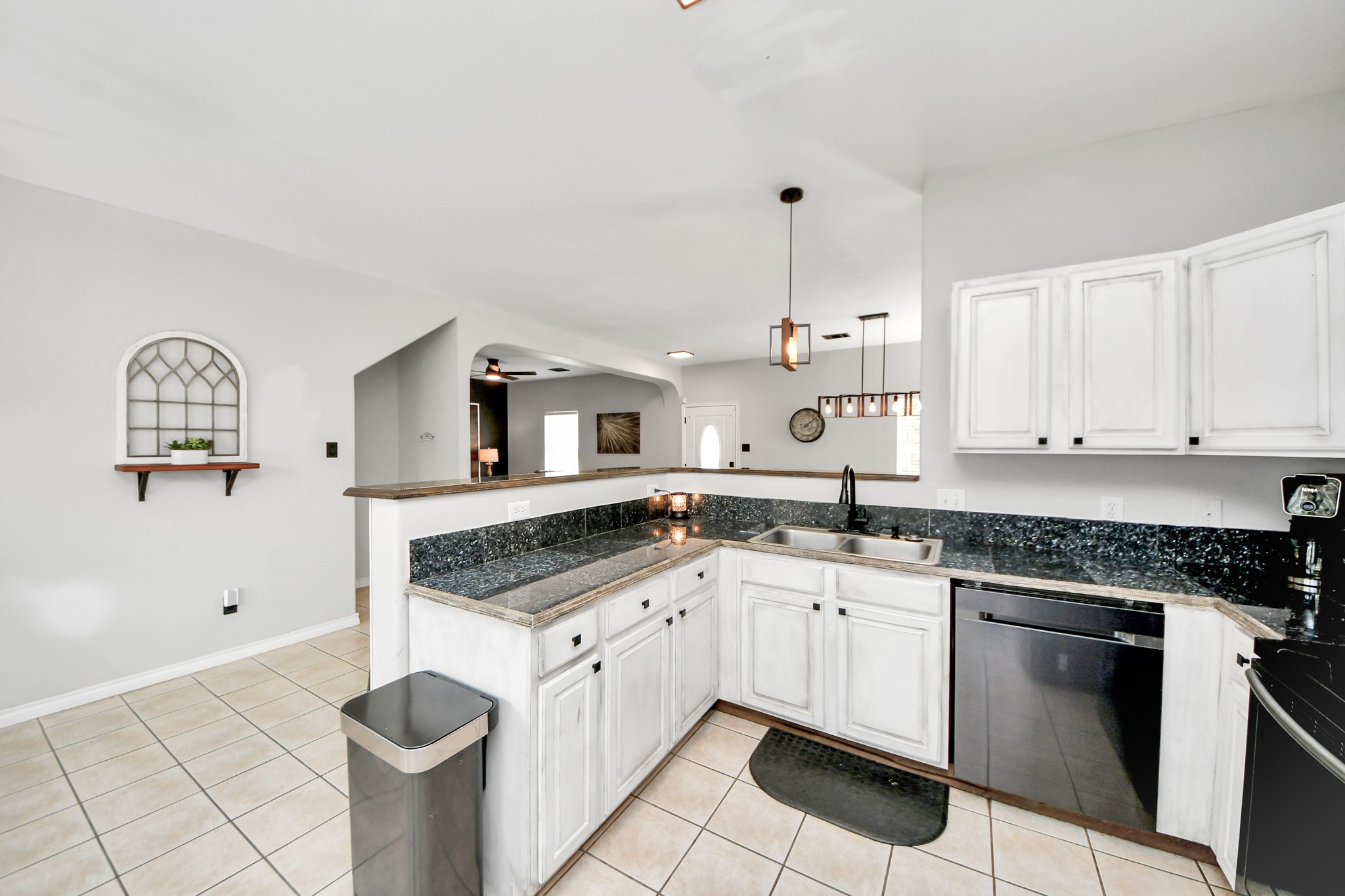 1603 Dove Run Property Photo 11