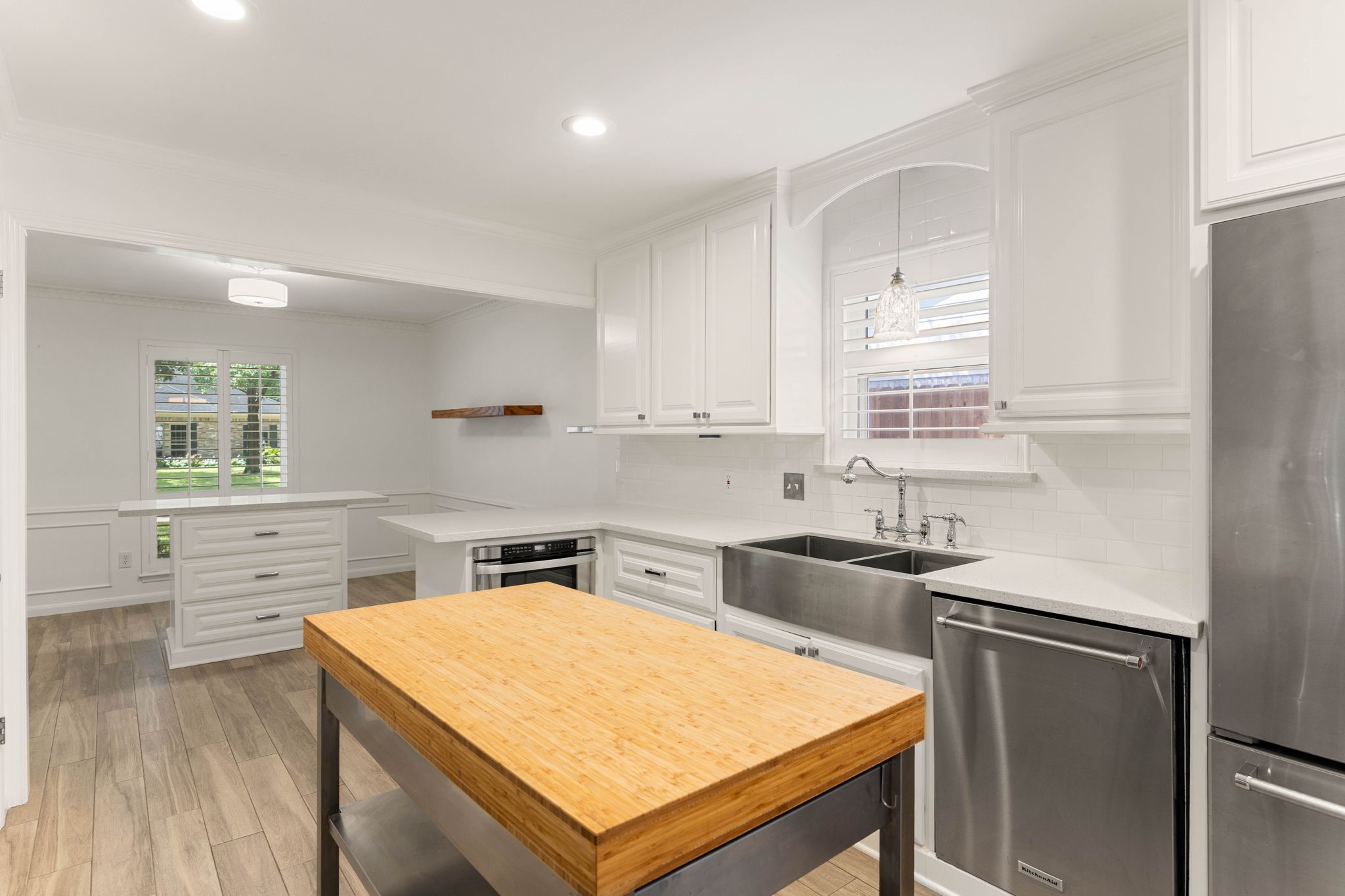 10106 Inwood Drive Property Photo 11