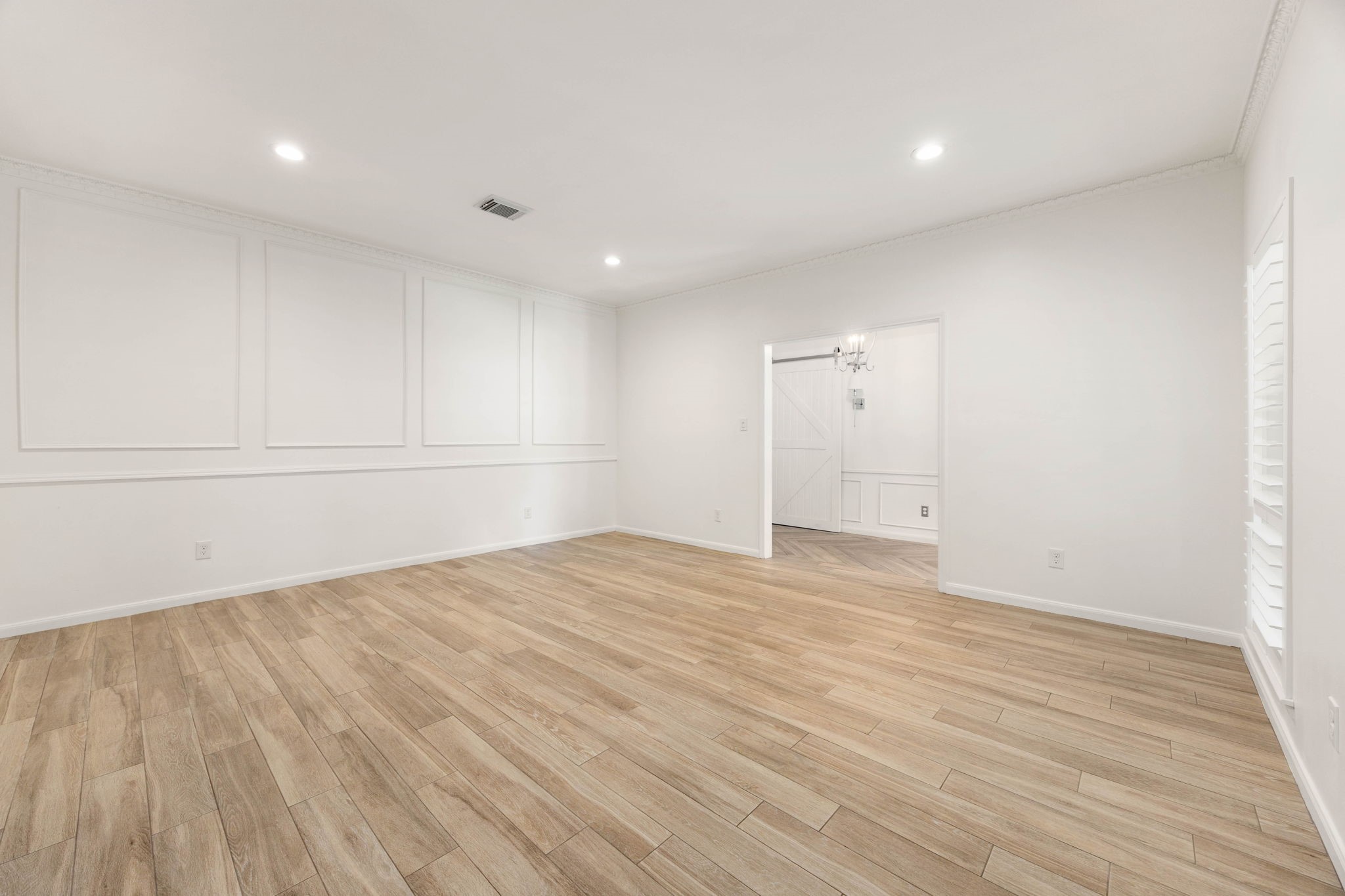 10106 Inwood Drive Property Photo 17