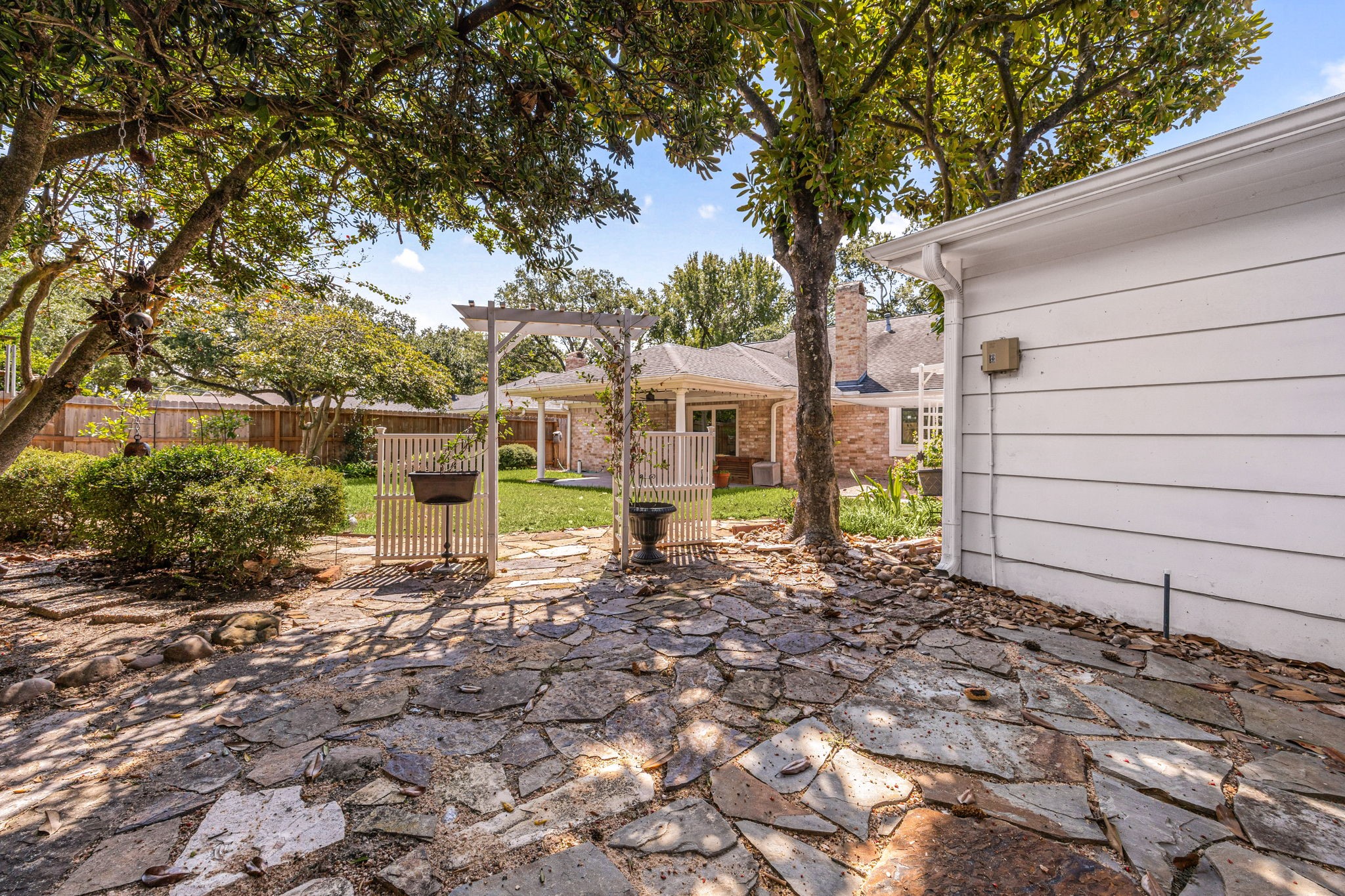 10106 Inwood Drive Property Photo 41