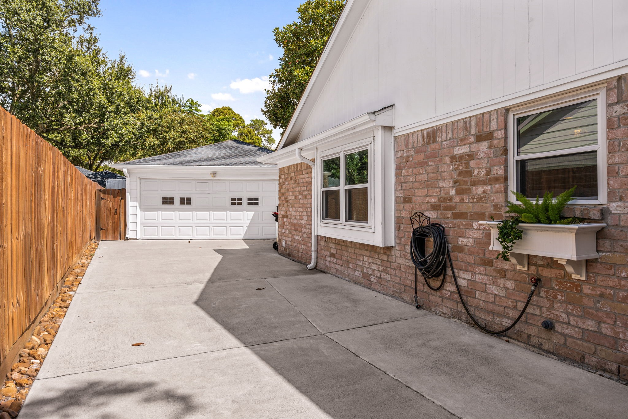 10106 Inwood Drive Property Photo 43