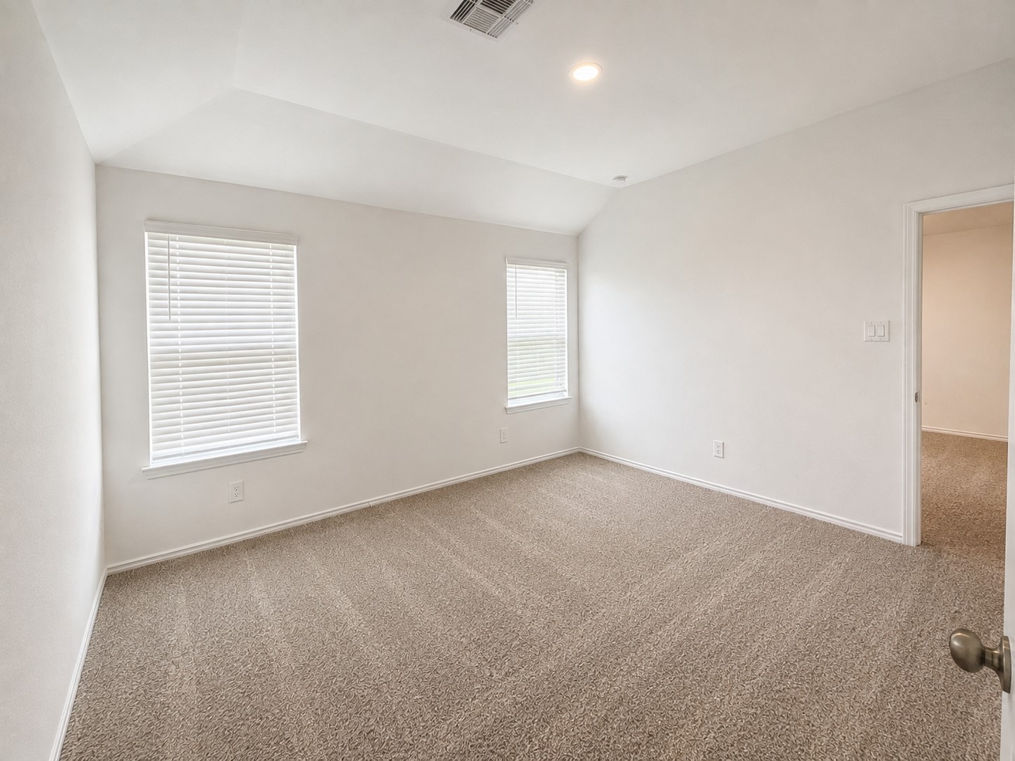 1930 Legacy Hills Drive Property Photo 9